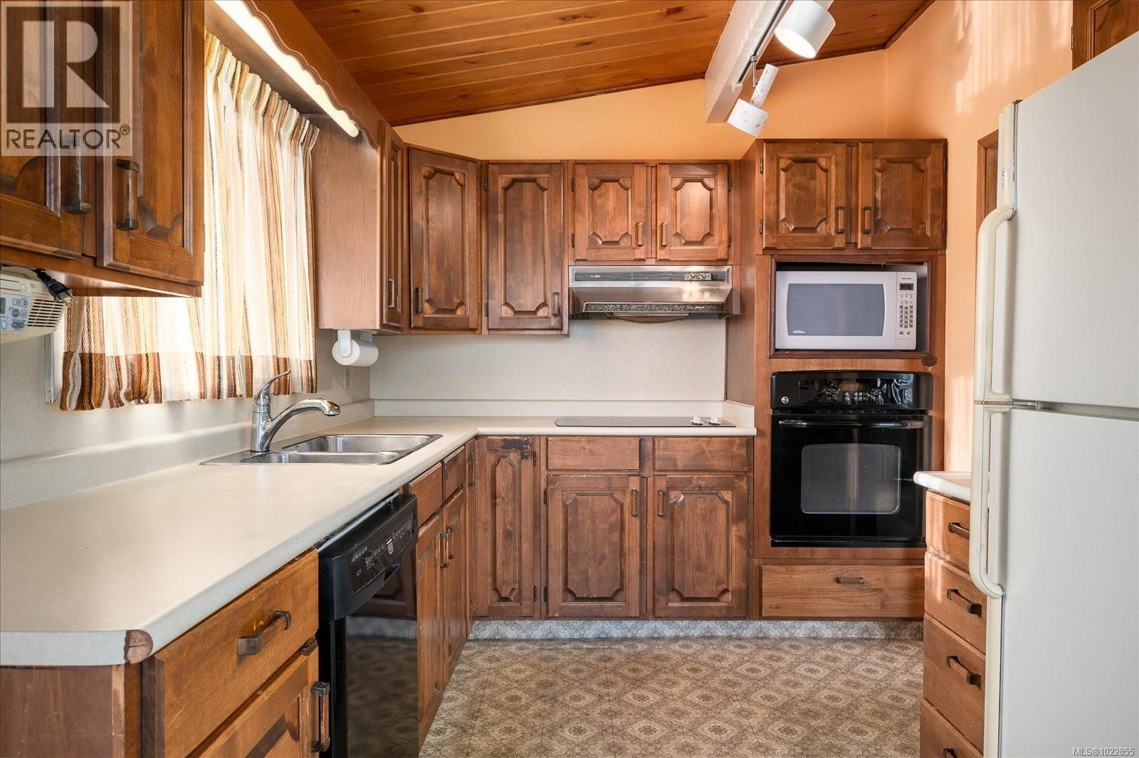 912 CAPILANO PL - 13