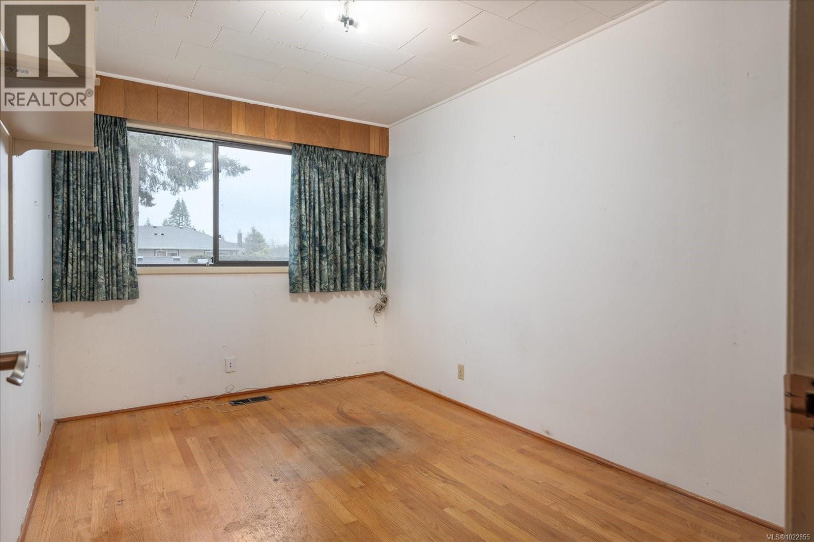 912 CAPILANO PL - 26