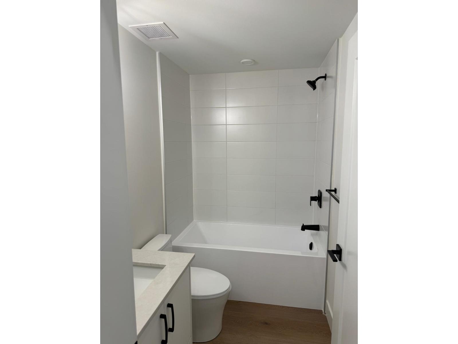 207 20282 72B AVENUE, Langley