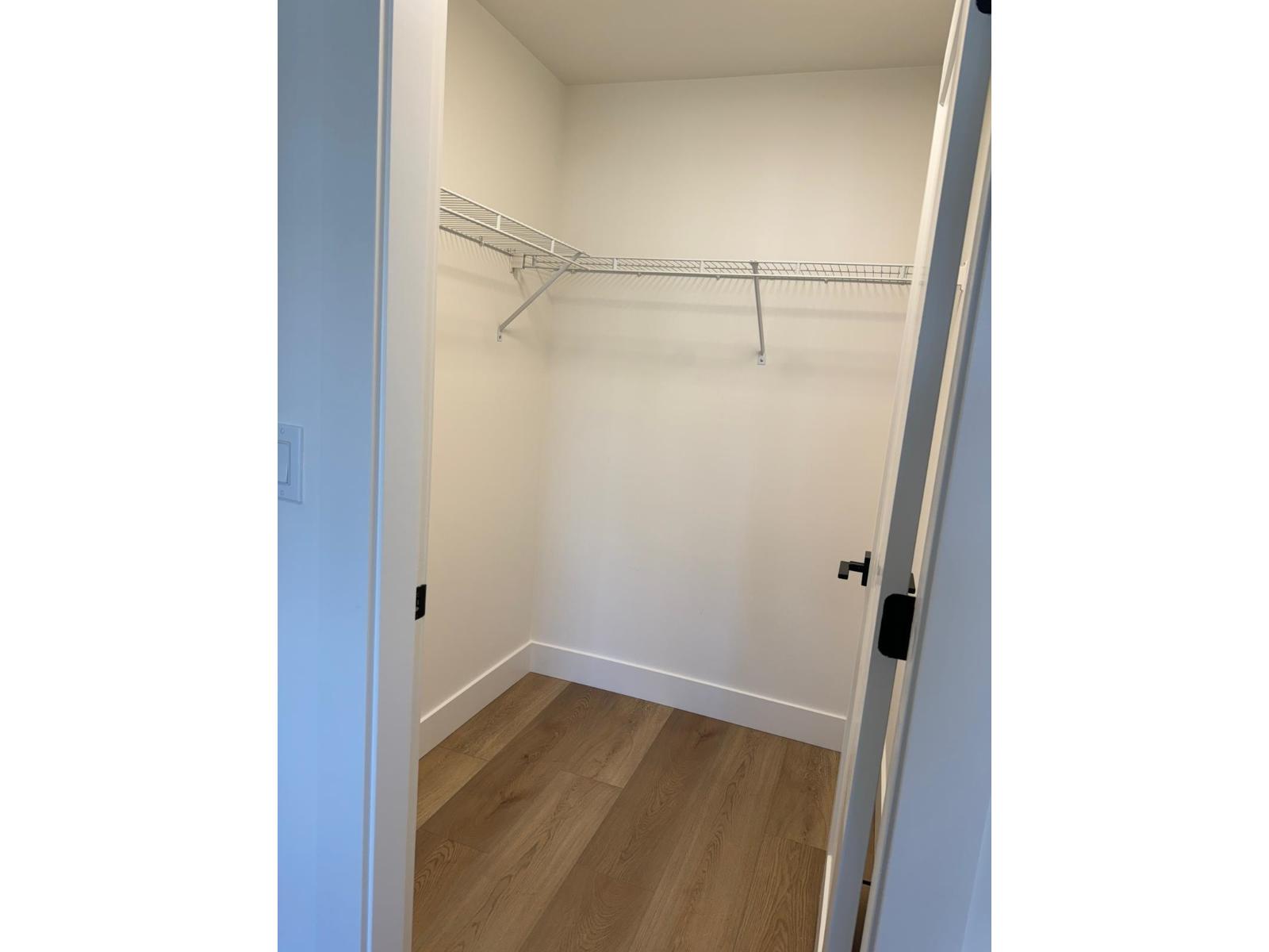 207 20282 72B AVENUE, Langley