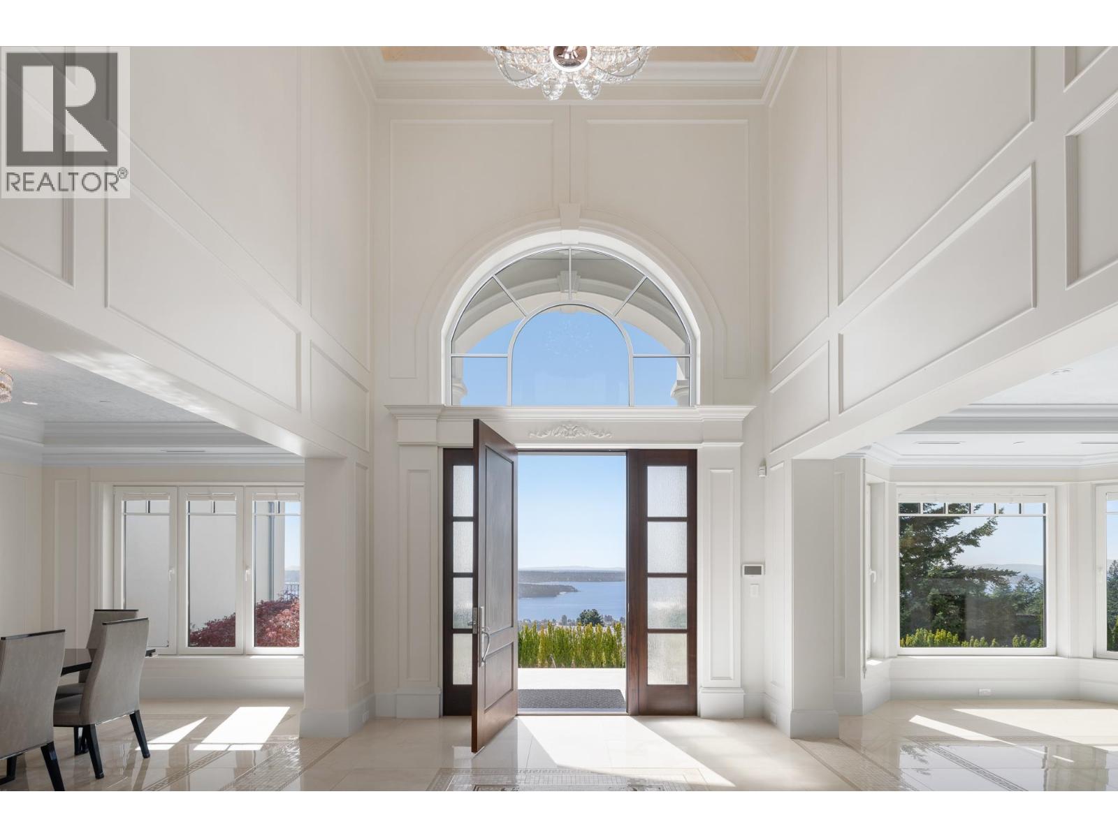 1365 WHITBY ROAD, West Vancouver