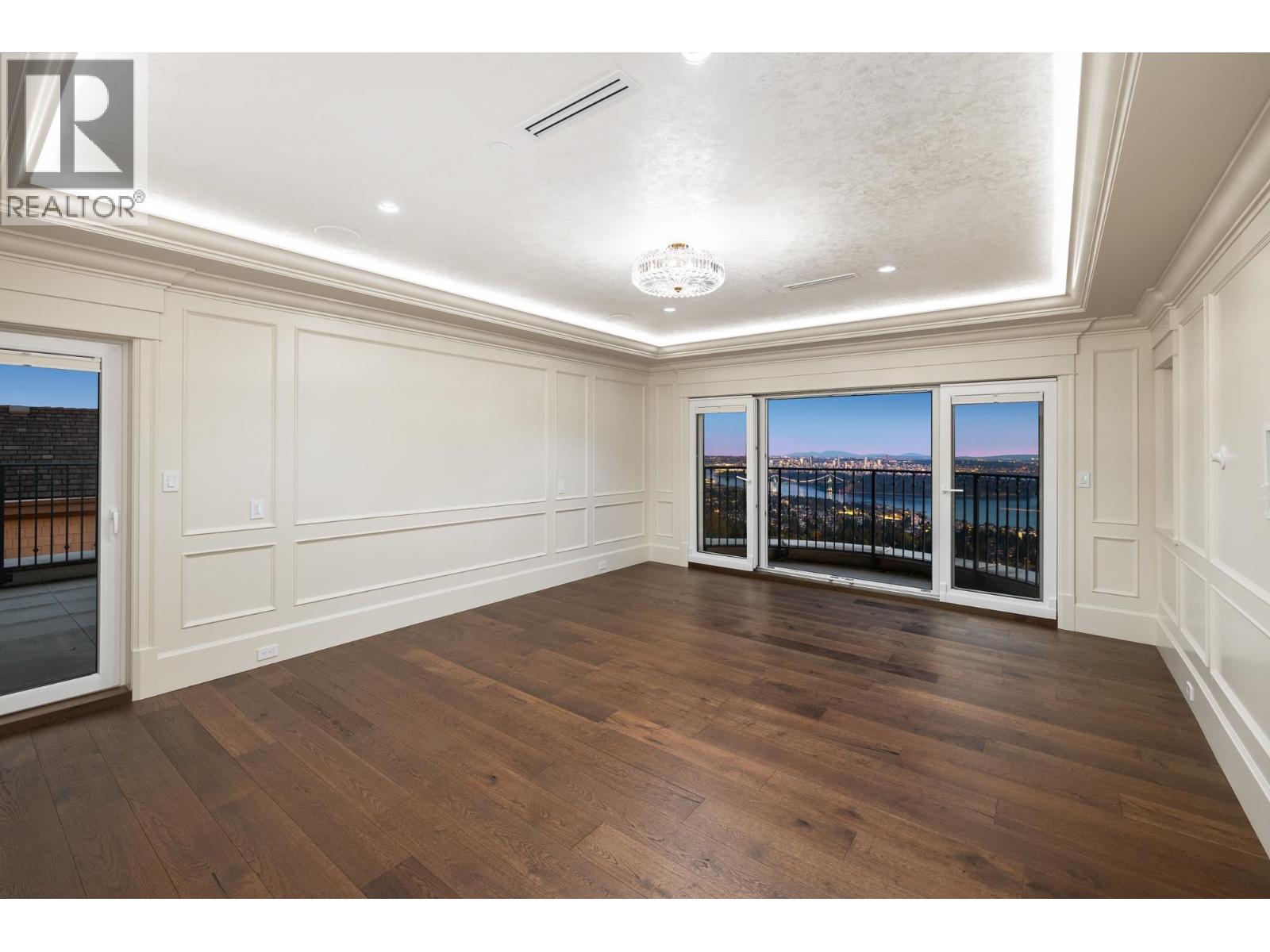 1365 WHITBY ROAD, West Vancouver