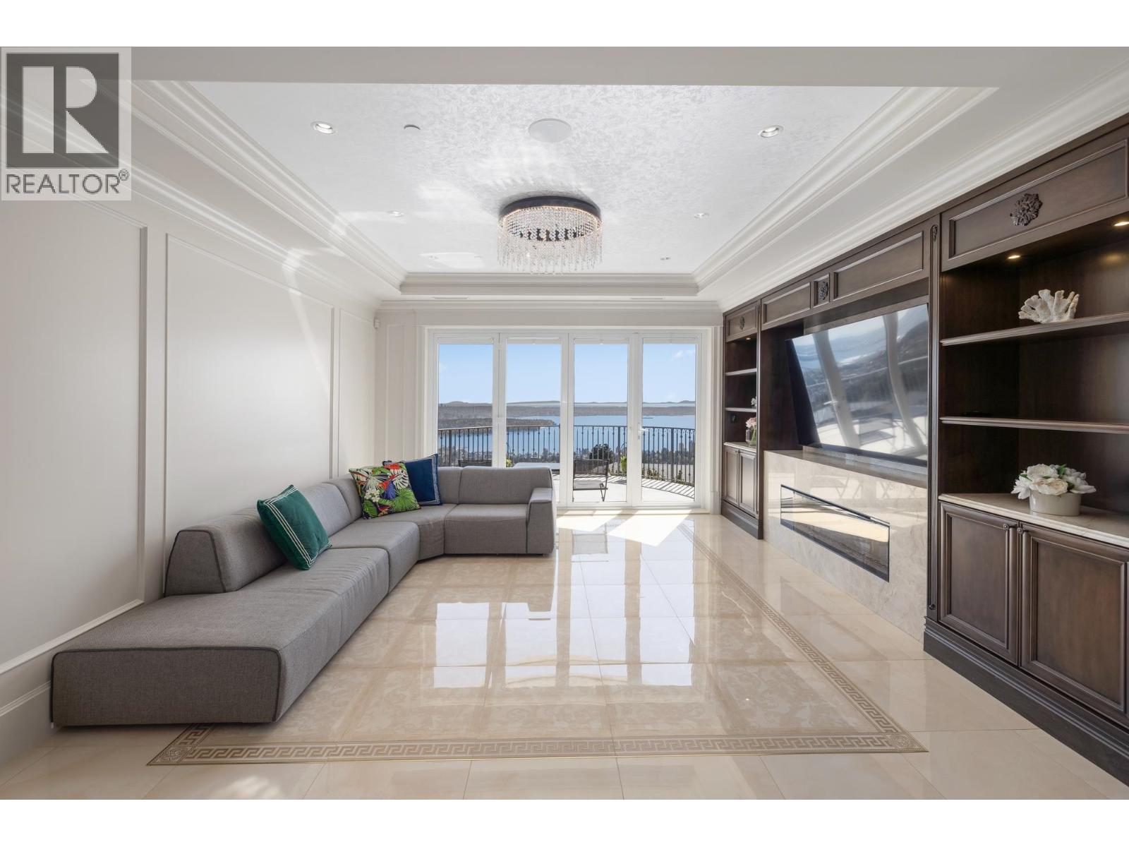 1365 WHITBY ROAD, West Vancouver