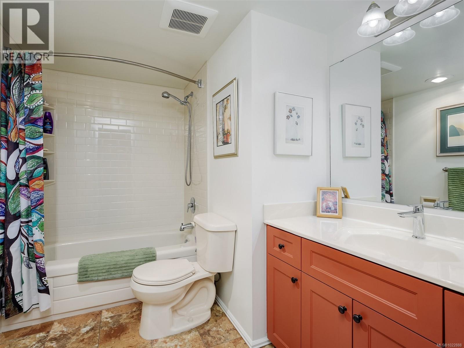 306 280 Douglas St, Victoria