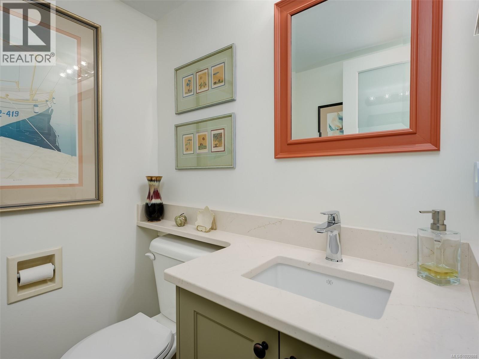 306 280 Douglas St, Victoria