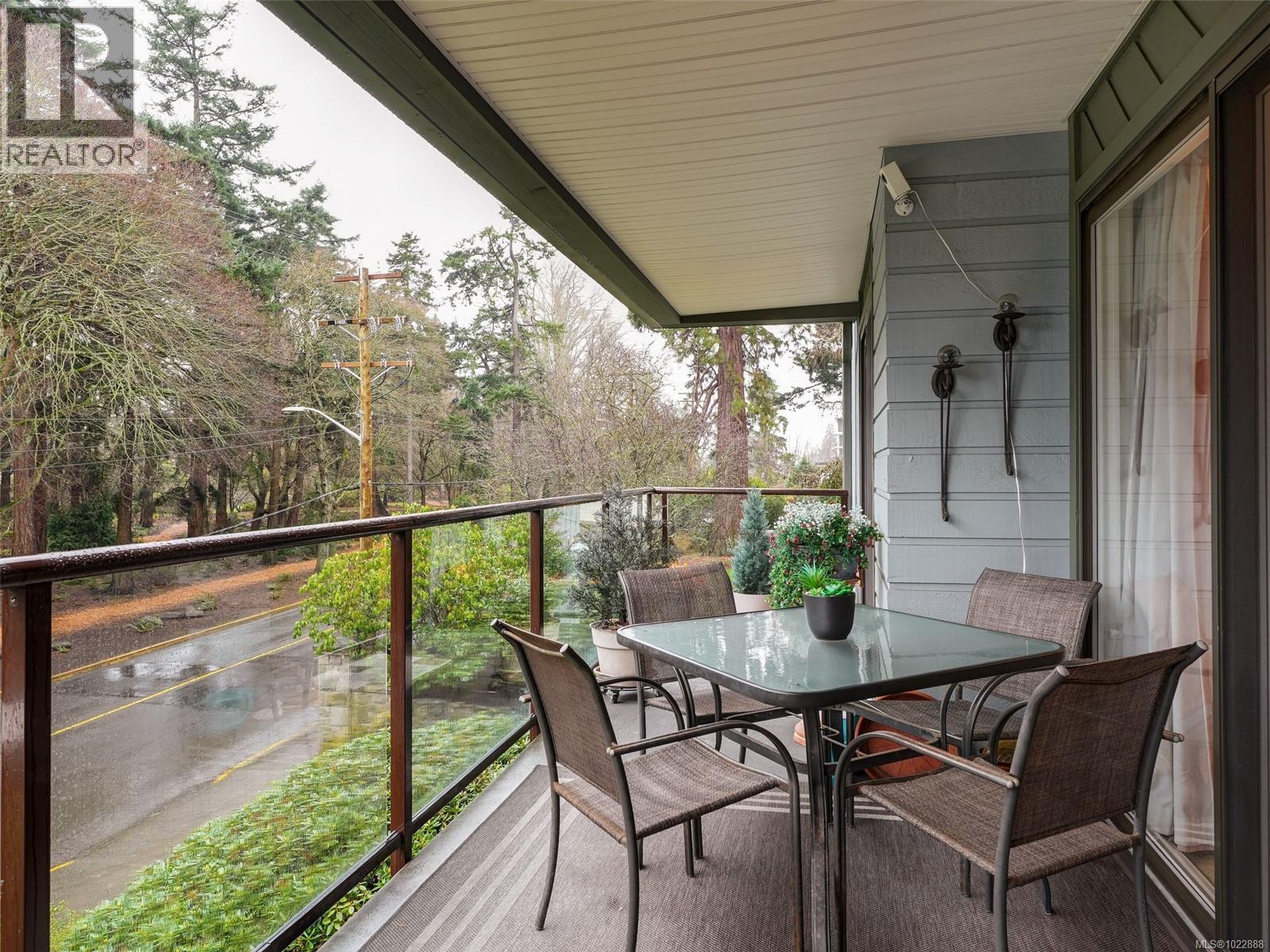 306 280 Douglas St, Victoria