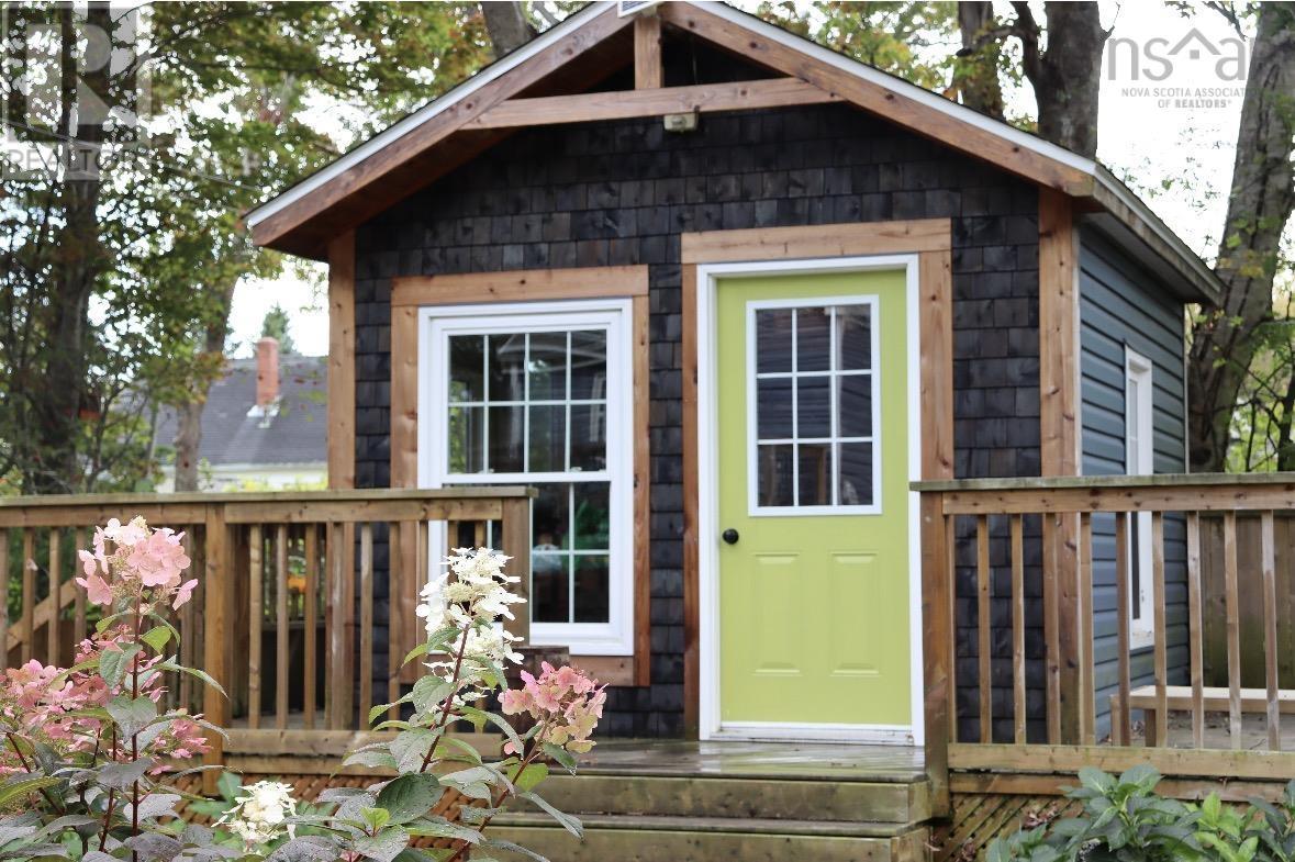 Property 33 of 40 of 42 Raymond Street