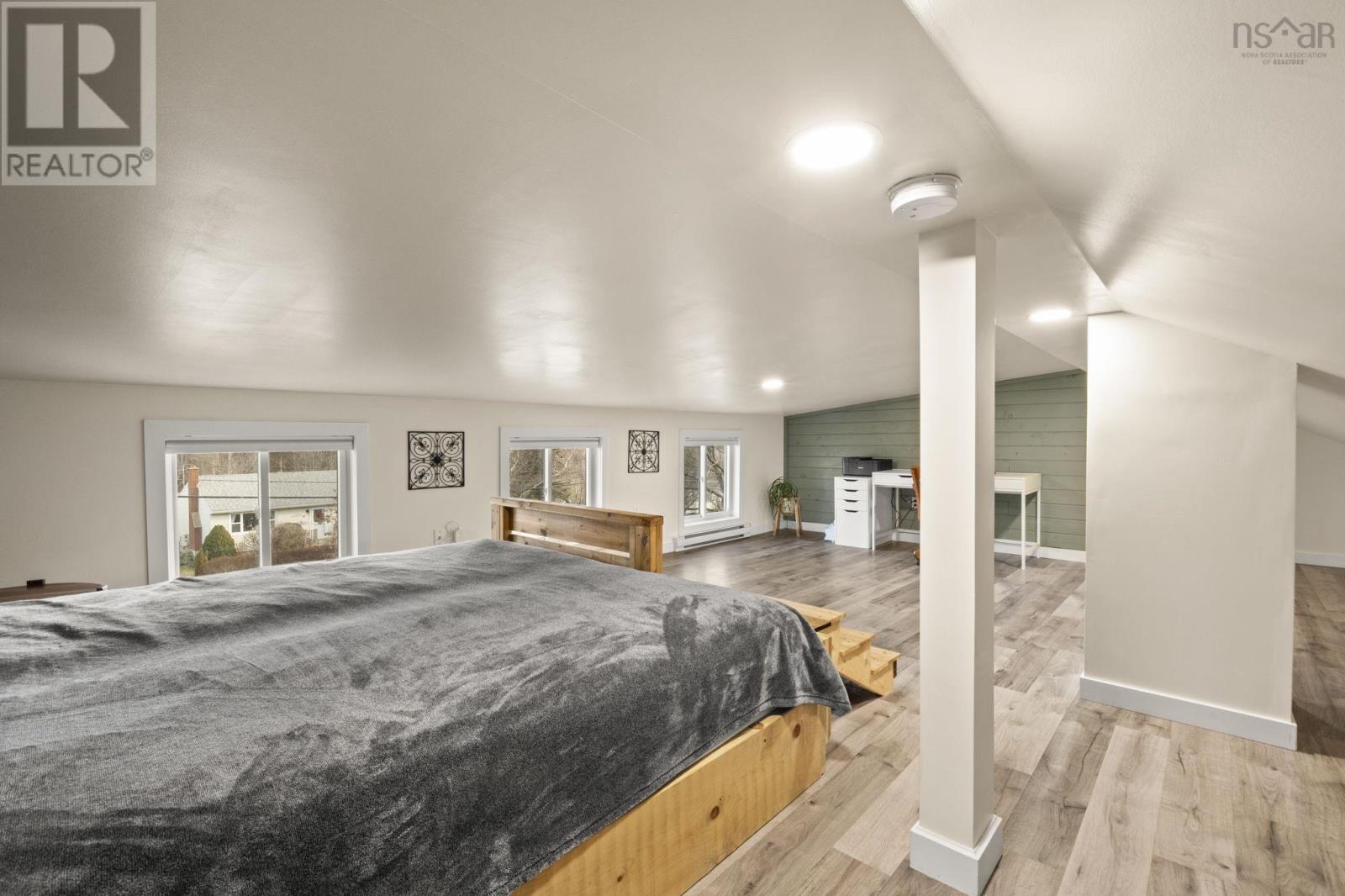 Property 25 of 40 of 42 Raymond Street