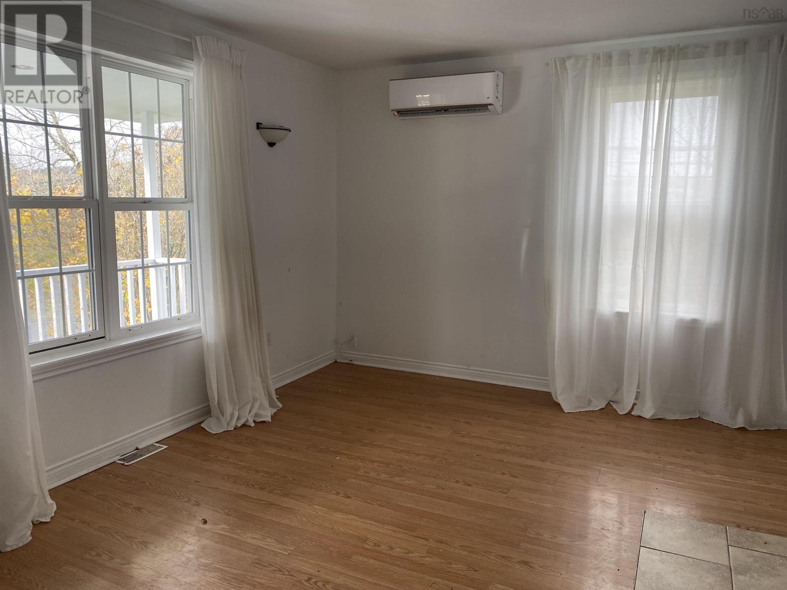 Property 13 of 22 of 6 Jubilee Lane