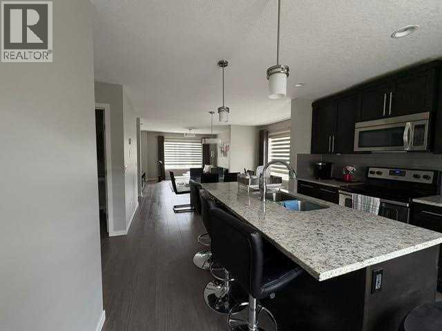 Single Family House for Sale in  Evansridge Park NW Evanston Calgary 
