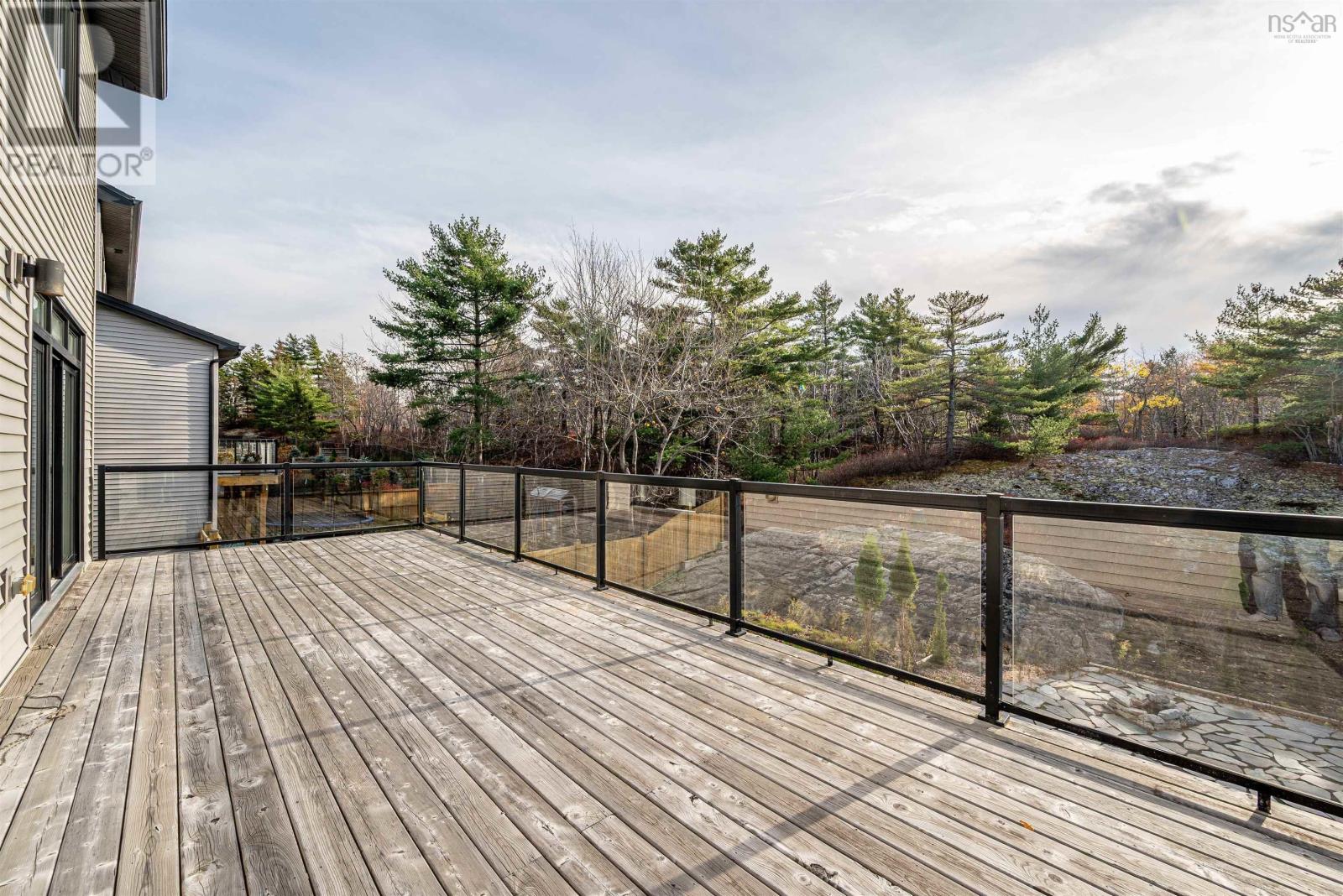 Property 48 of 51 of 404 Starboard Drive