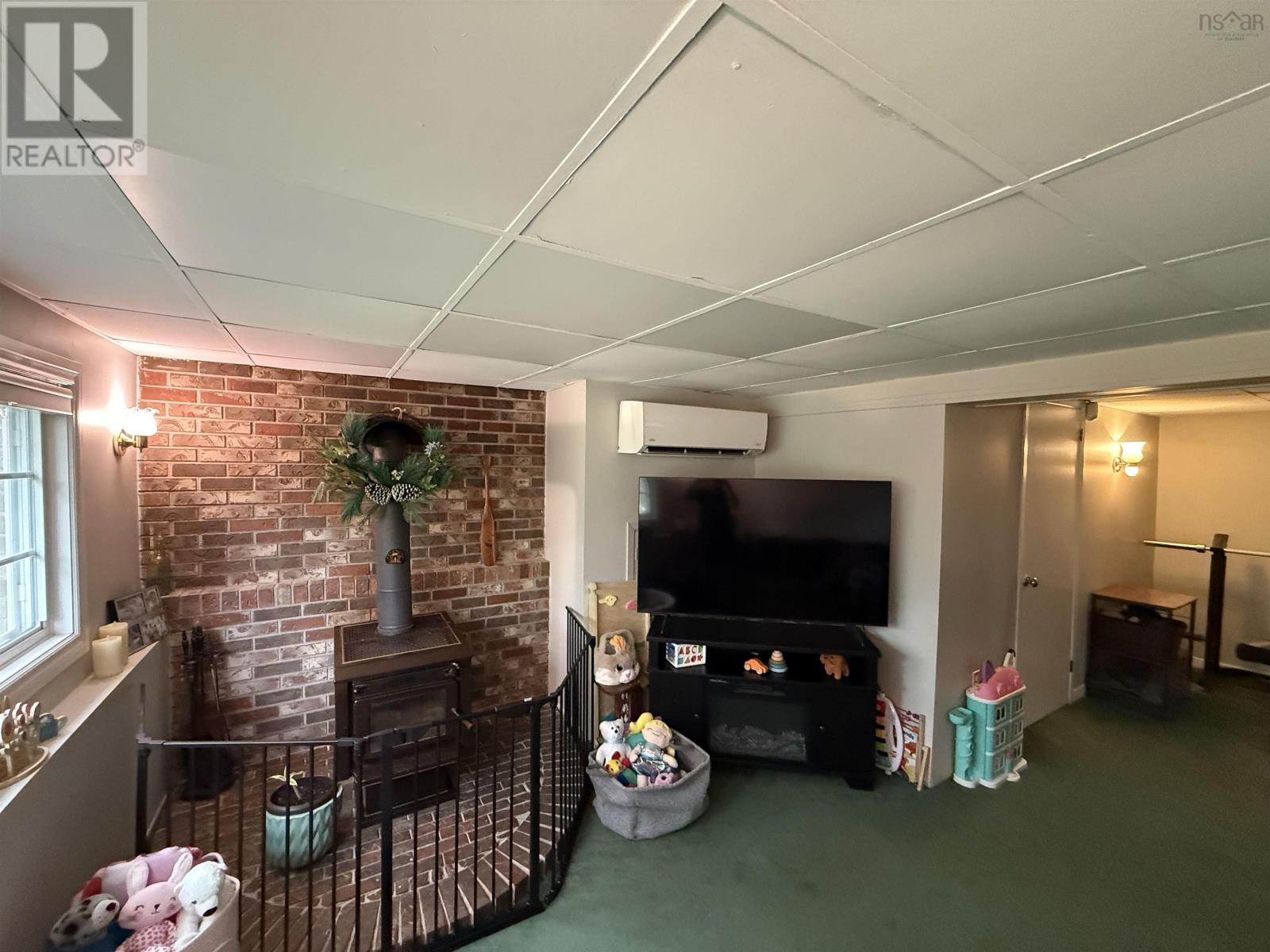 Property 22 of 41 of 37 Echo Forest Drive