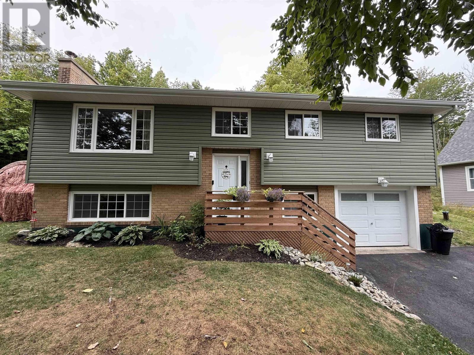 Property 31 of 41 of 37 Echo Forest Drive