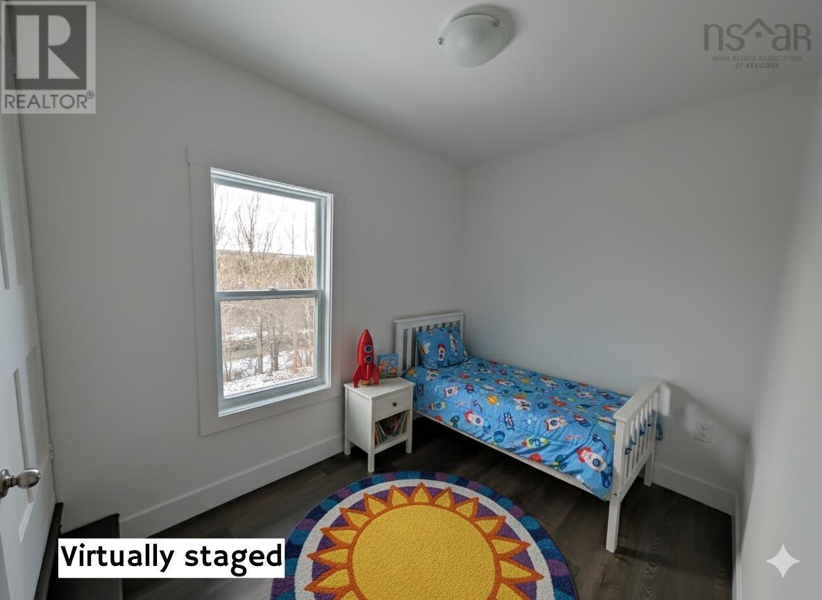 Property 8 of 19 of 63 Station Road