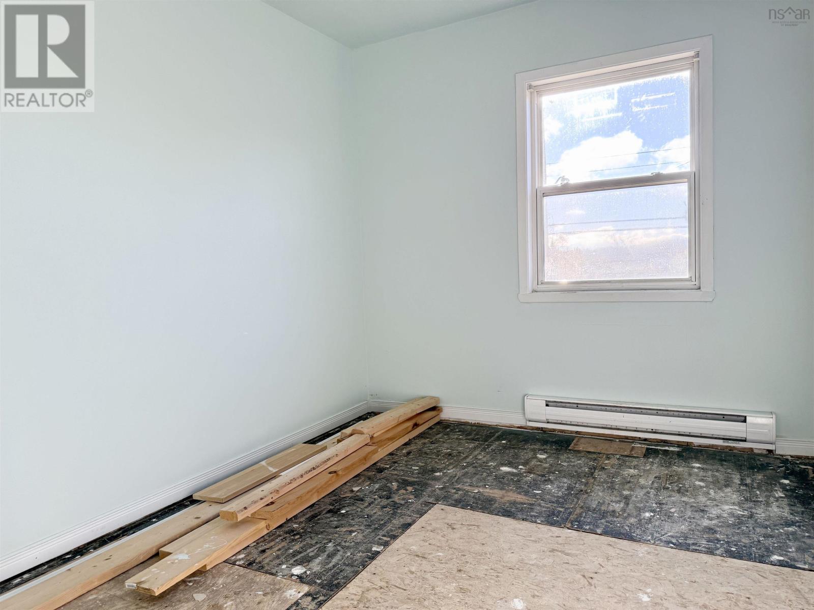 Property 32 of 36 of 2695 Sackville Drive