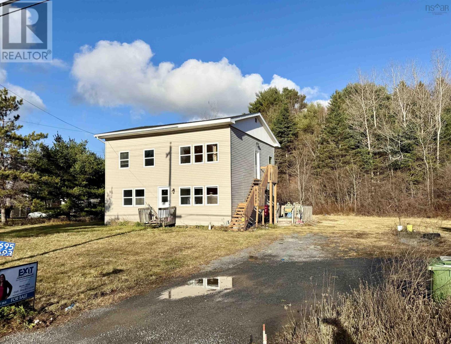 Property photo of 2695 Sackville Drive