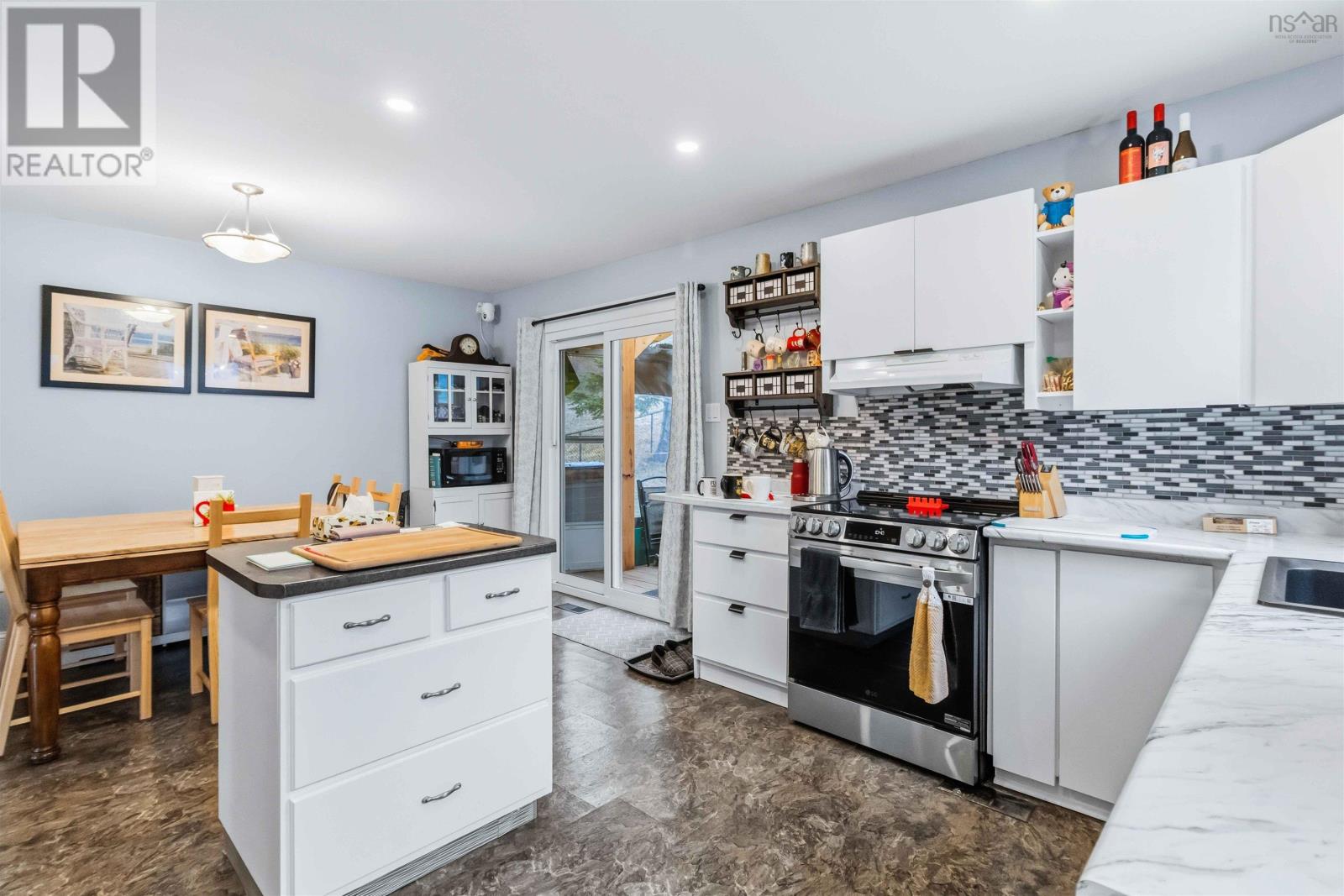 Property 21 of 49 of 22 Grennan Drive