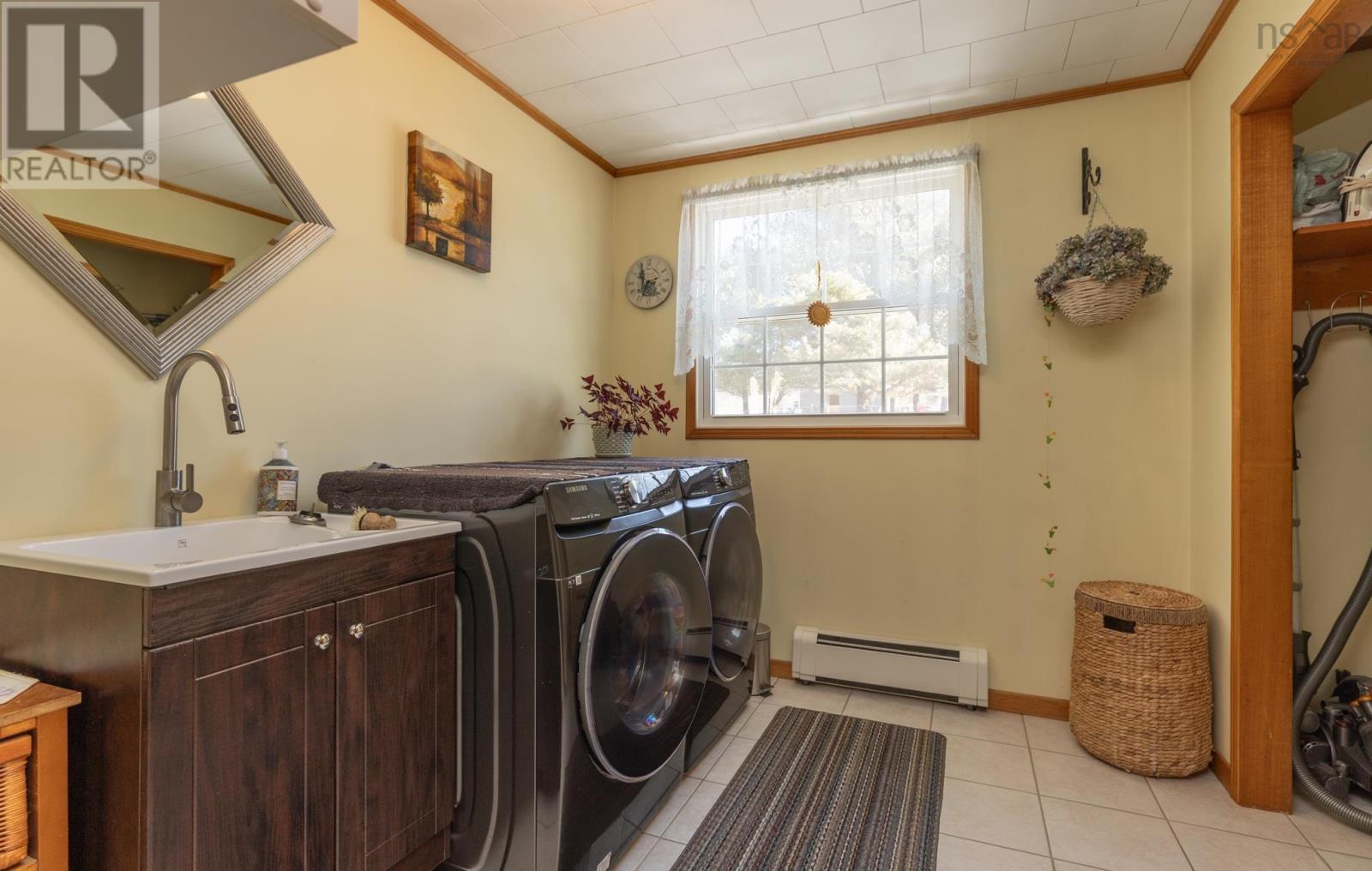 Property 28 of 49 of 256 Killam Road