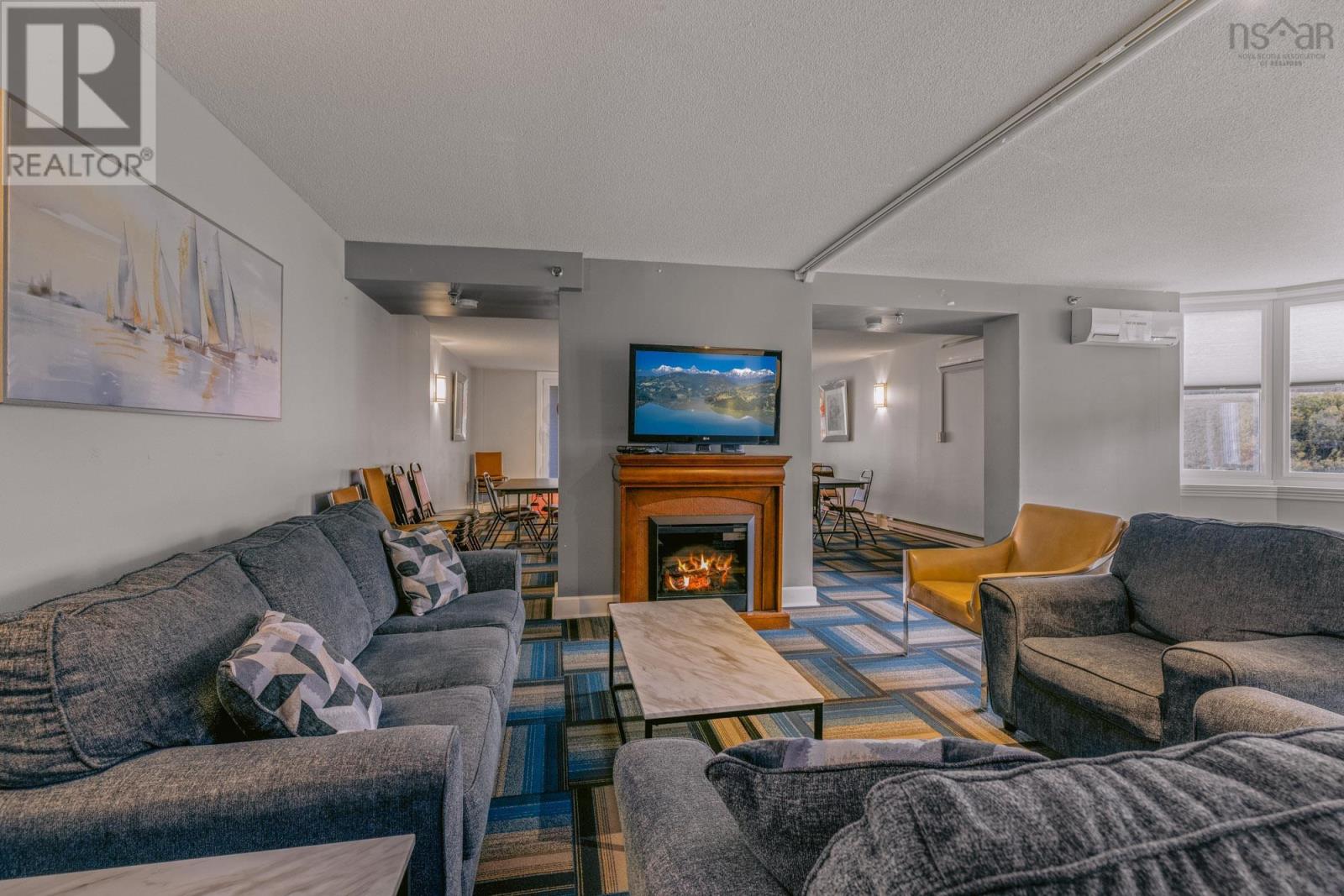 Property 37 of 41 of 216 45 Vimy Avenue