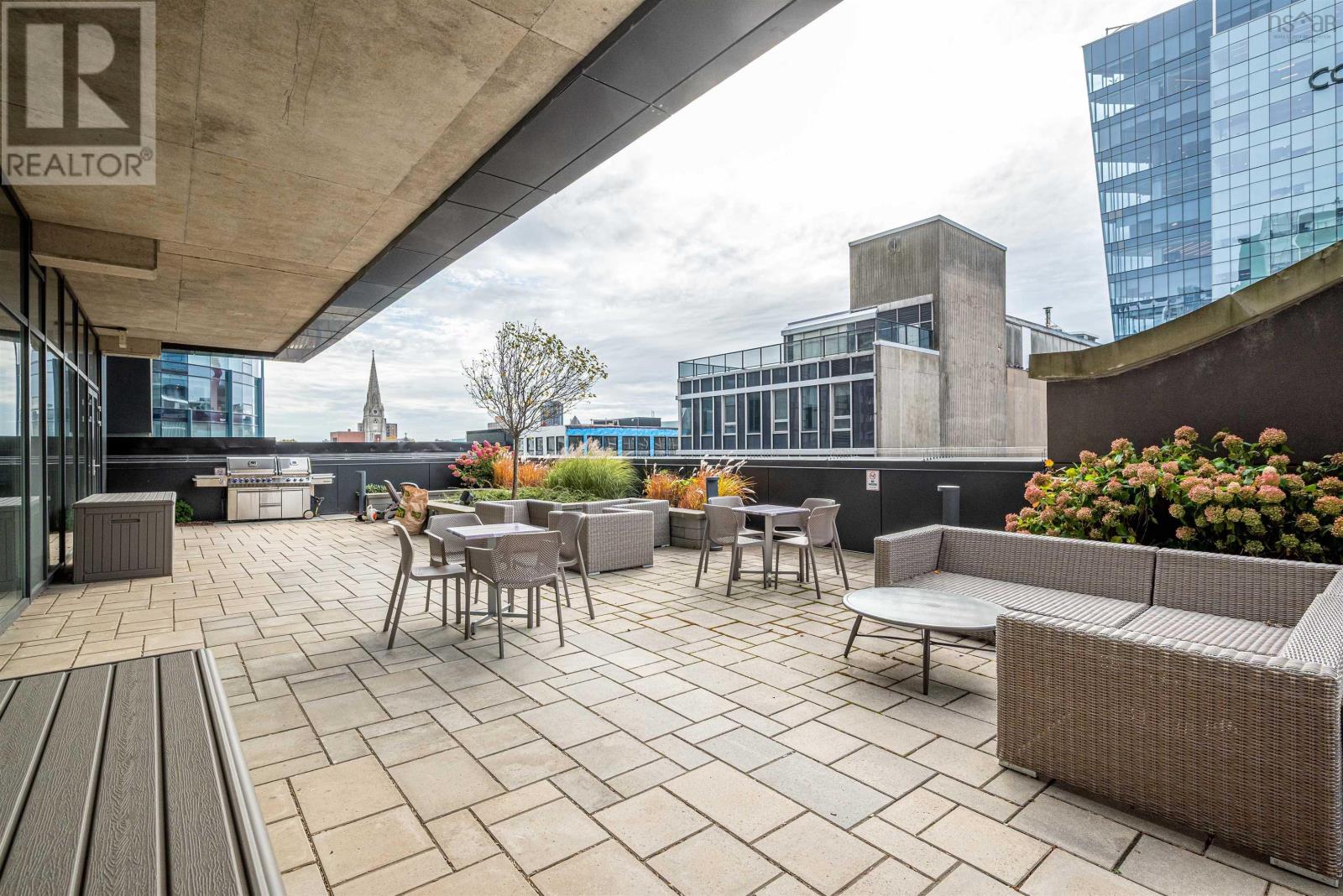 Property 35 of 48 of 1009 1650 Granville Street