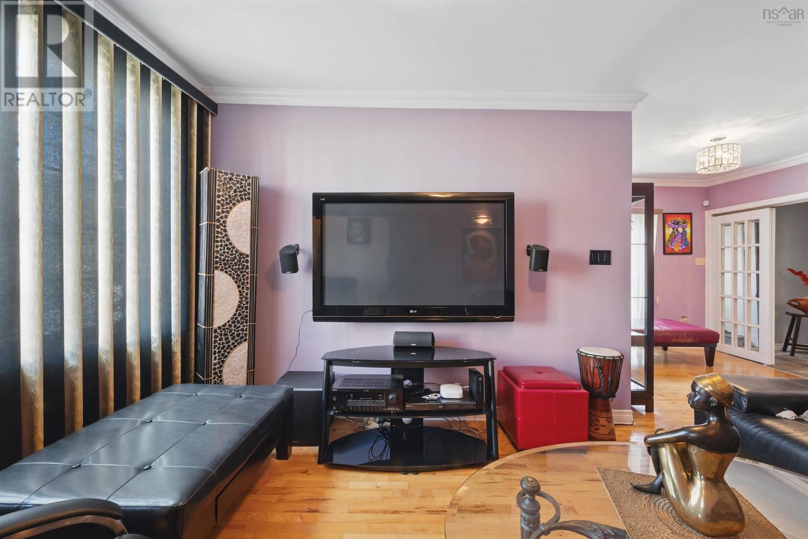 Property 9 of 40 of 5526 Charles Street