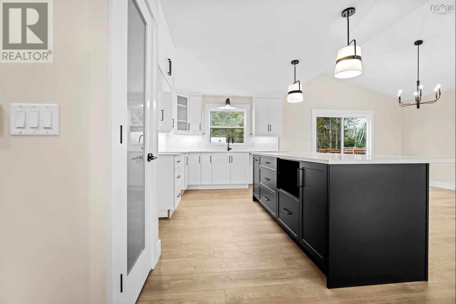 Property 10 of 40 of 5142 245 Zaffre Drive