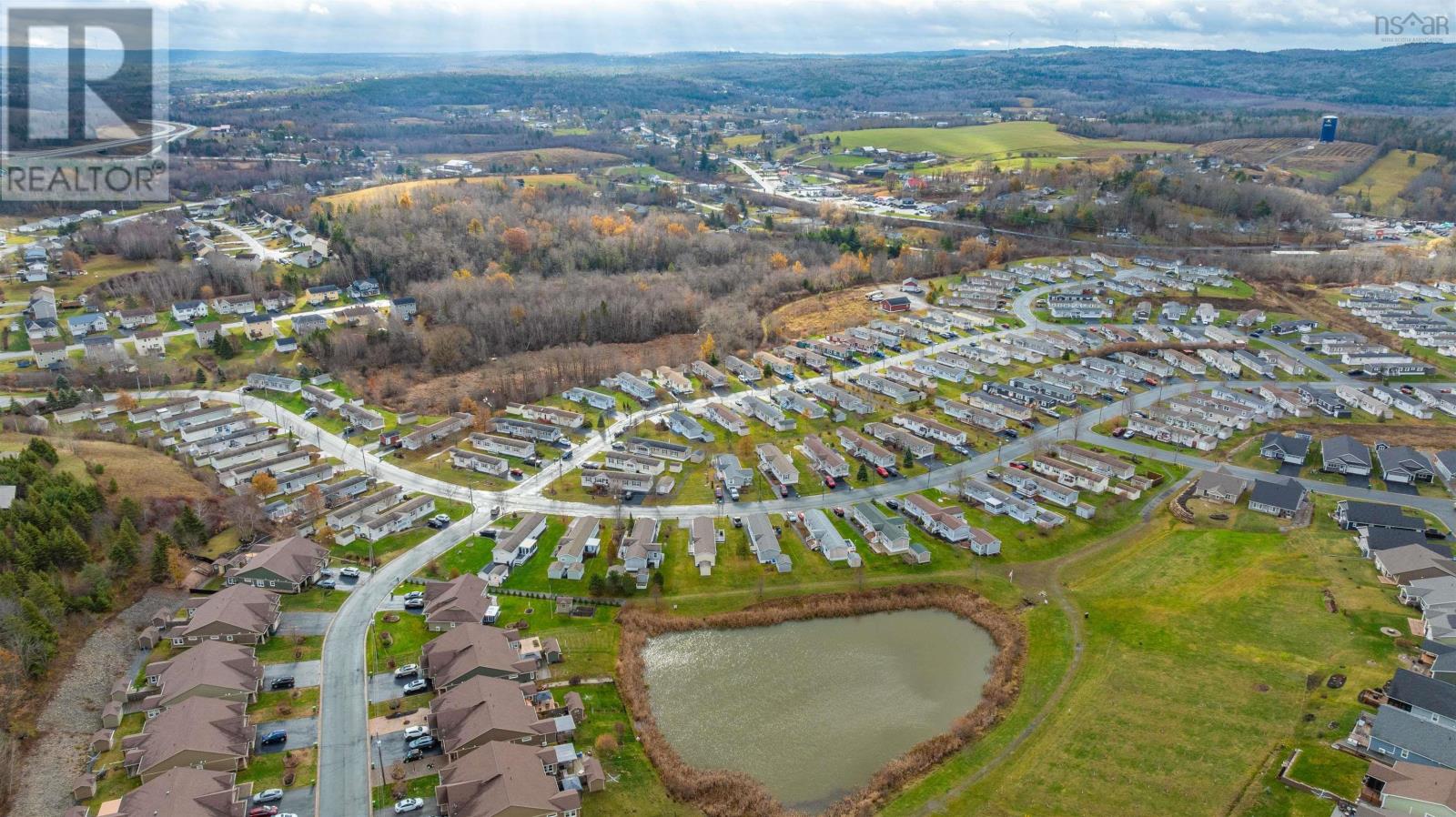 Property 34 of 34 of 9 Merriweather Crescent