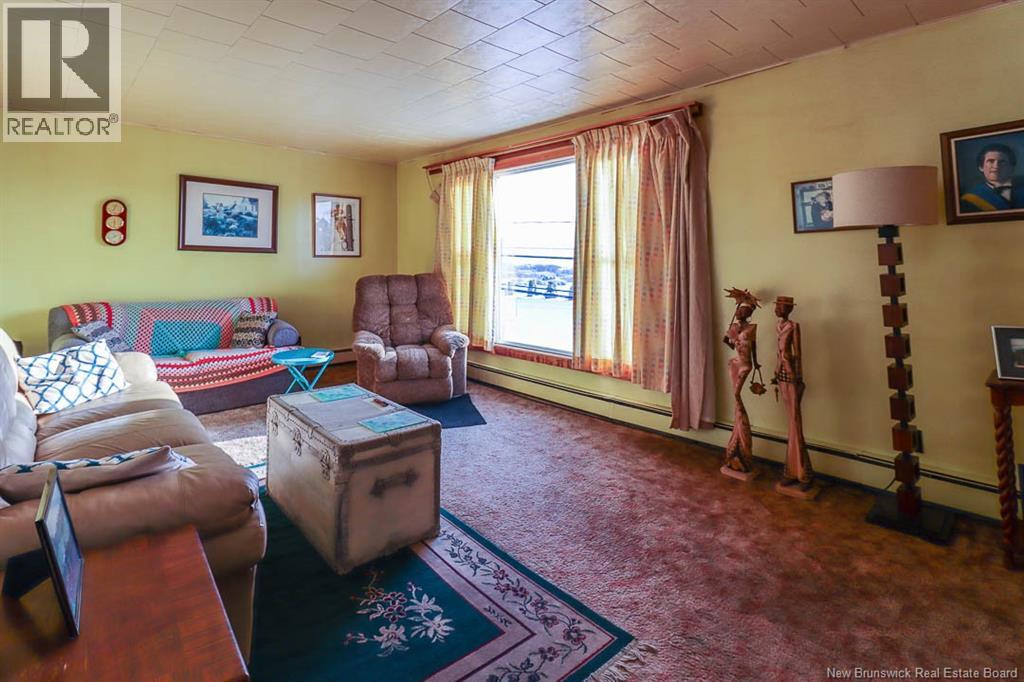 394-396 MILFORD ROAD - 7
