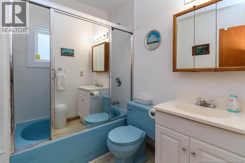 394-396 MILFORD ROAD - 9