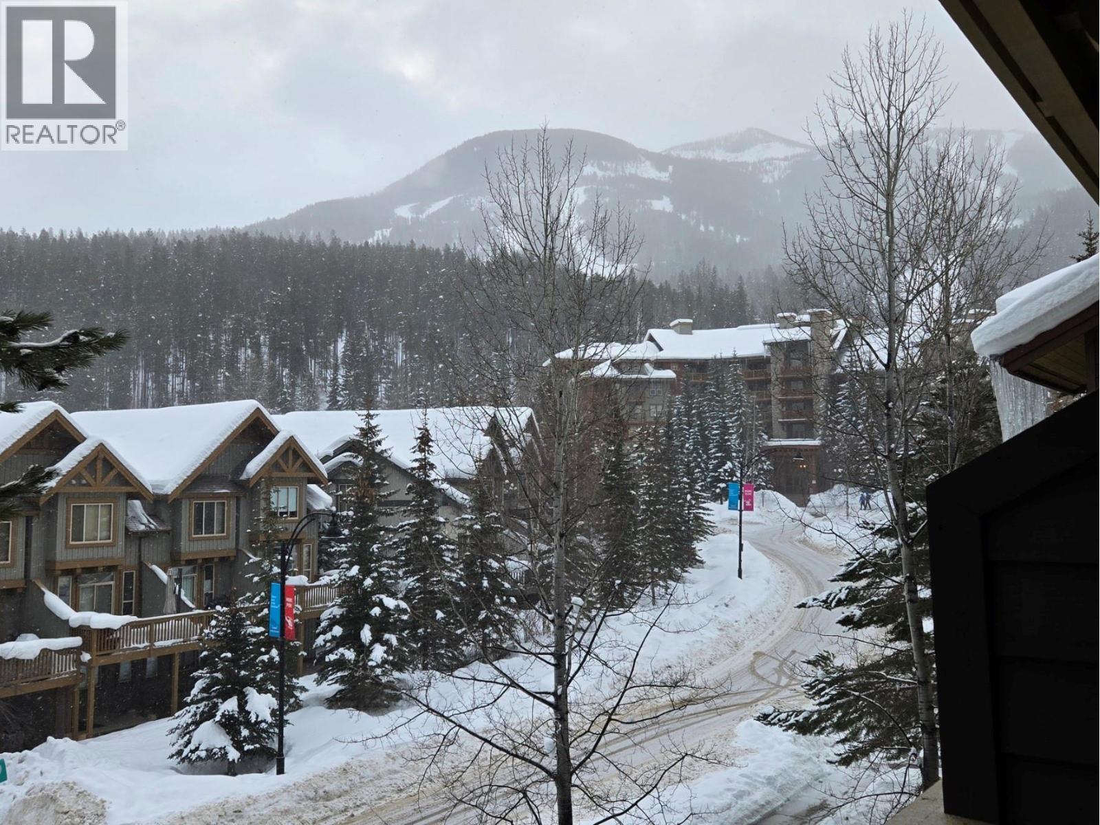 #406 2070 SUMMIT DRIVE - 6