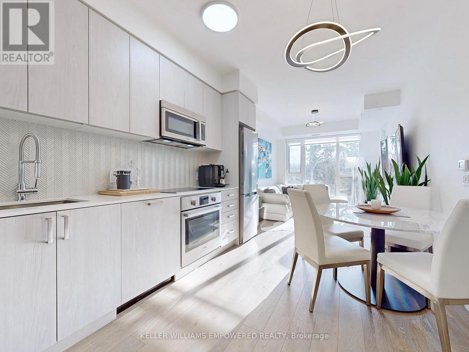 Listing photo of 219 - 293 THE KINGSWAY