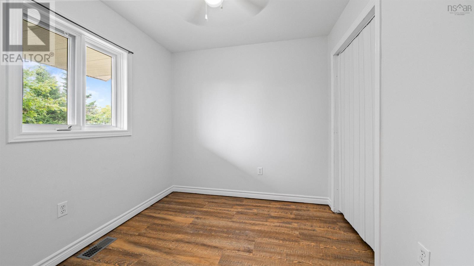 Property 25 of 47 of 111 Myers Point Road