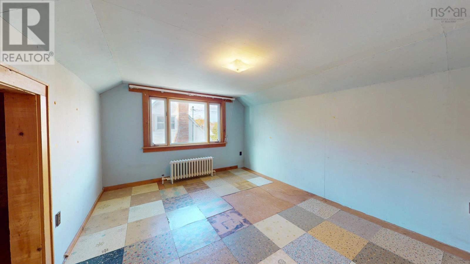 Property 23 of 38 of 4 Montgomery Street