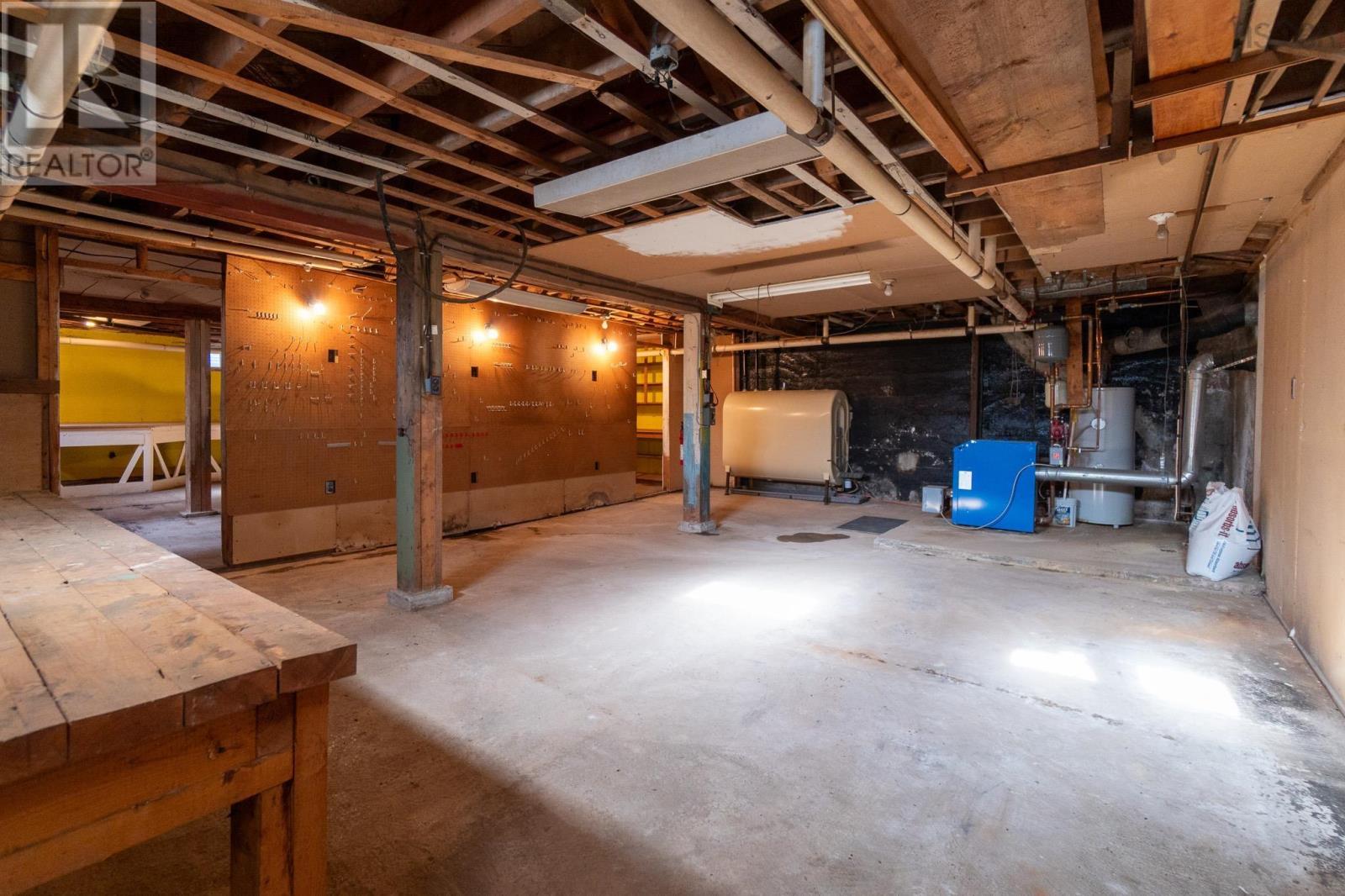 Property 29 of 38 of 4 Montgomery Street