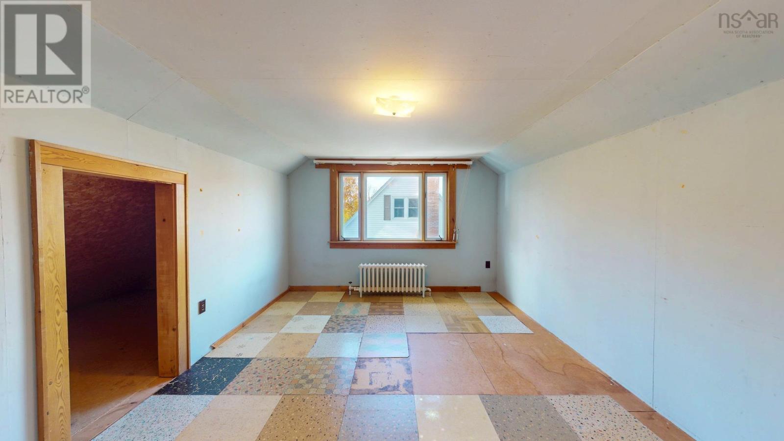 Property 24 of 38 of 4 Montgomery Street