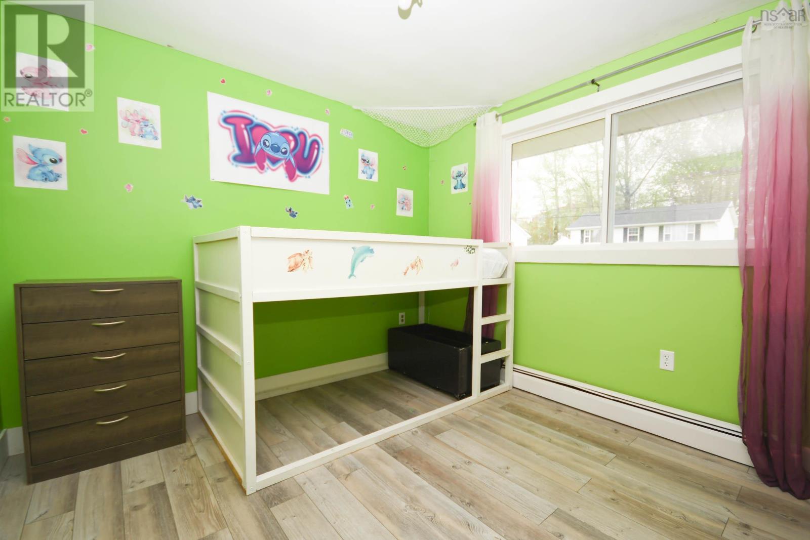 Property 33 of 47 of 9 Windale Drive