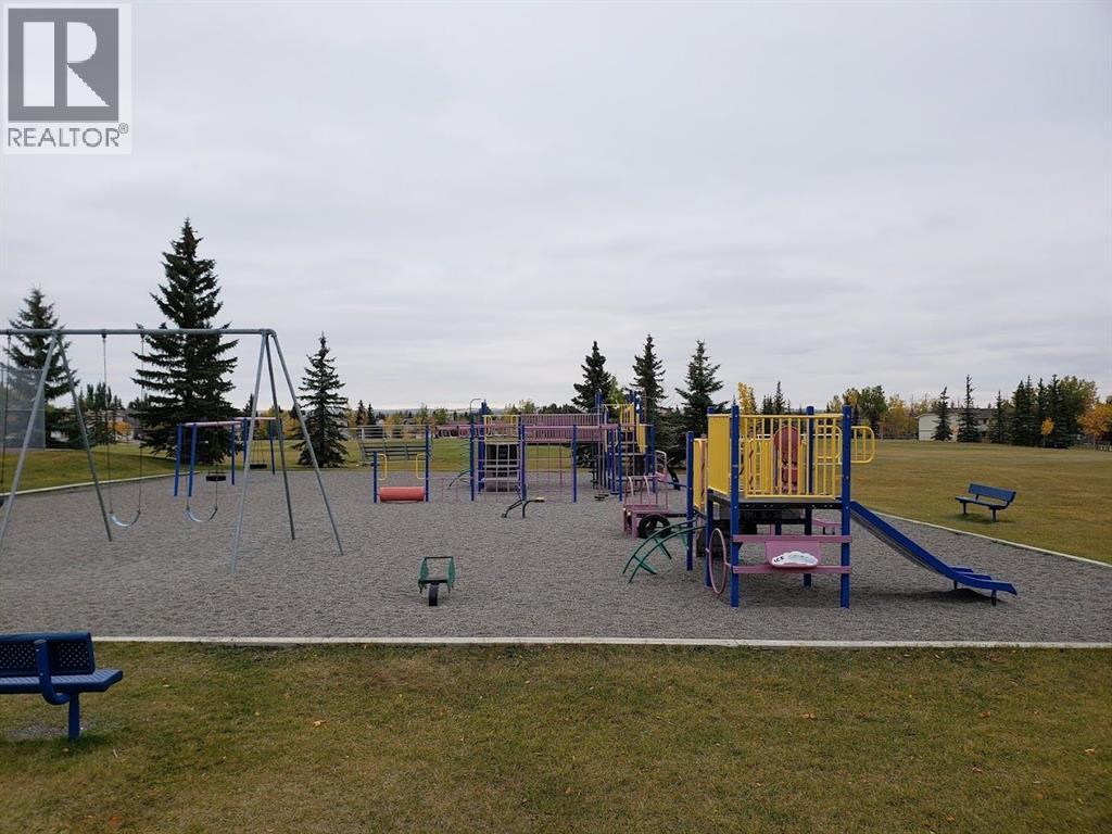 Single Family House for Sale in  Macewan Park Rise NW MacEwan Glen Calgary 