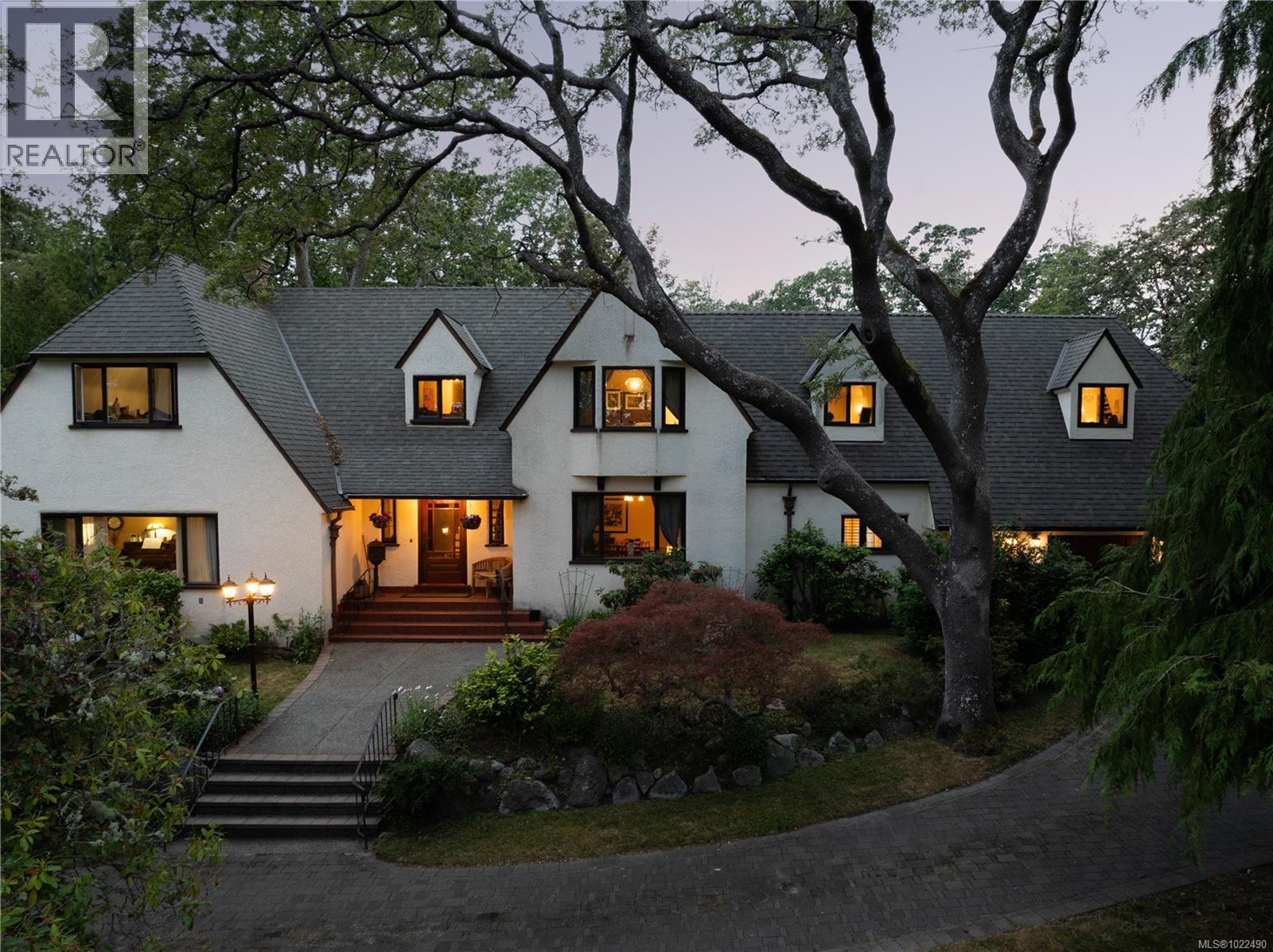  3290 Upper Terrace Road, Oak Bay