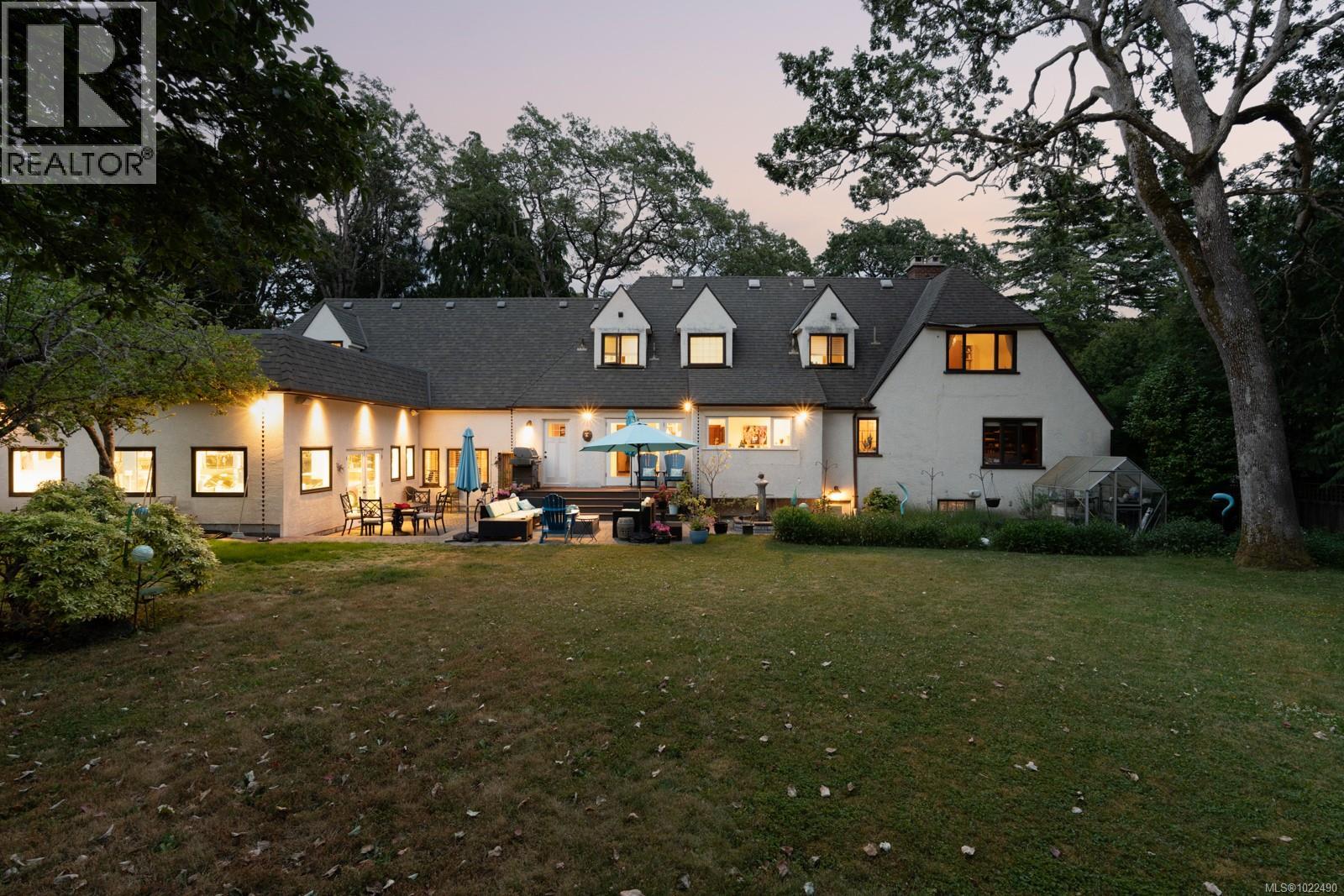  3290 Upper Terrace Road, Oak Bay