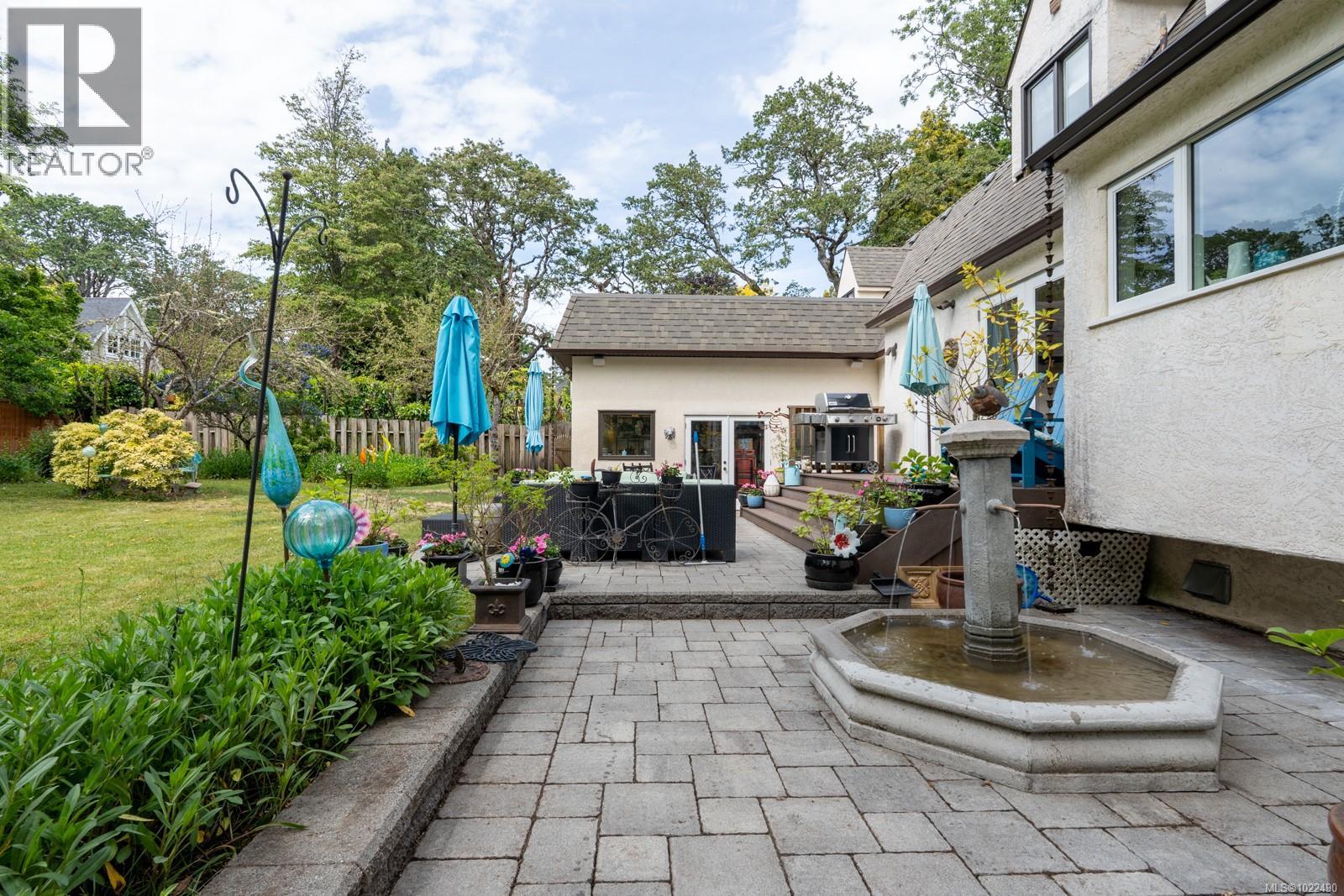  3290 Upper Terrace Road, Oak Bay