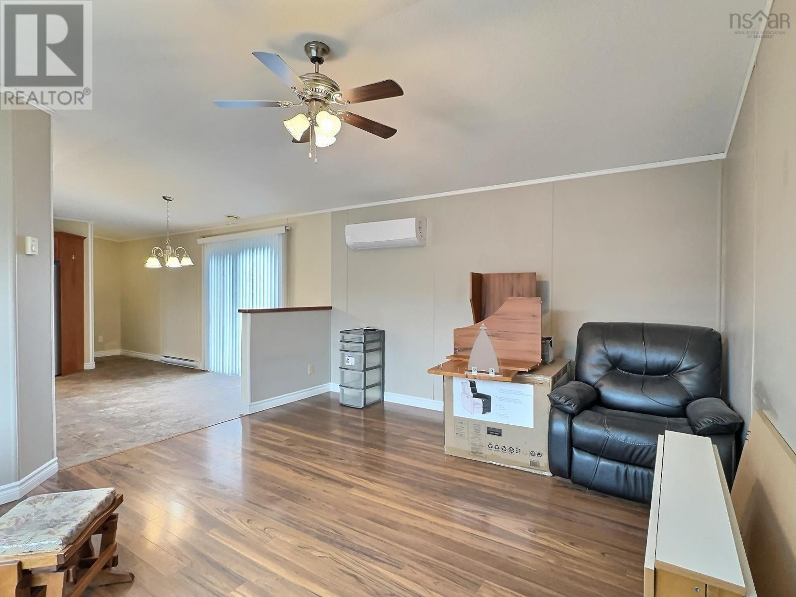 Property 11 of 21 of 25 Pinehurst Street