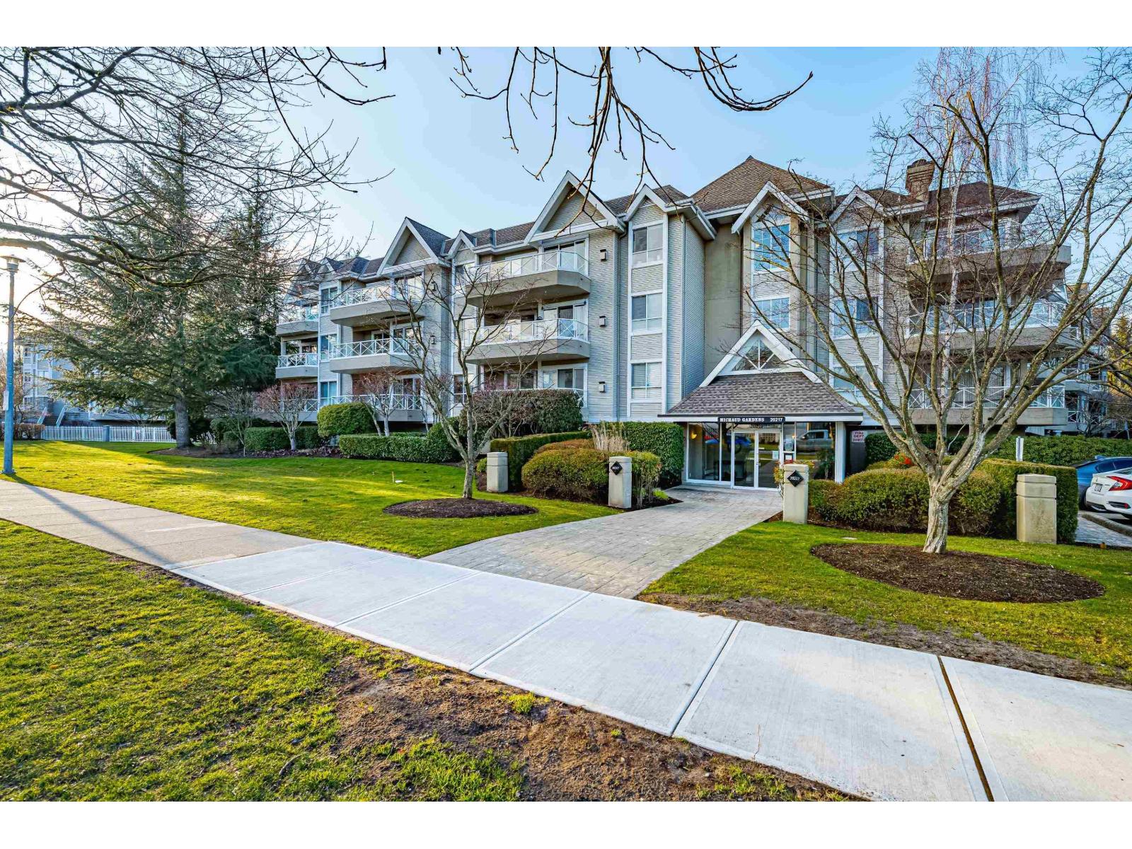 306 20217 MICHAUD CRESCENT, Langley