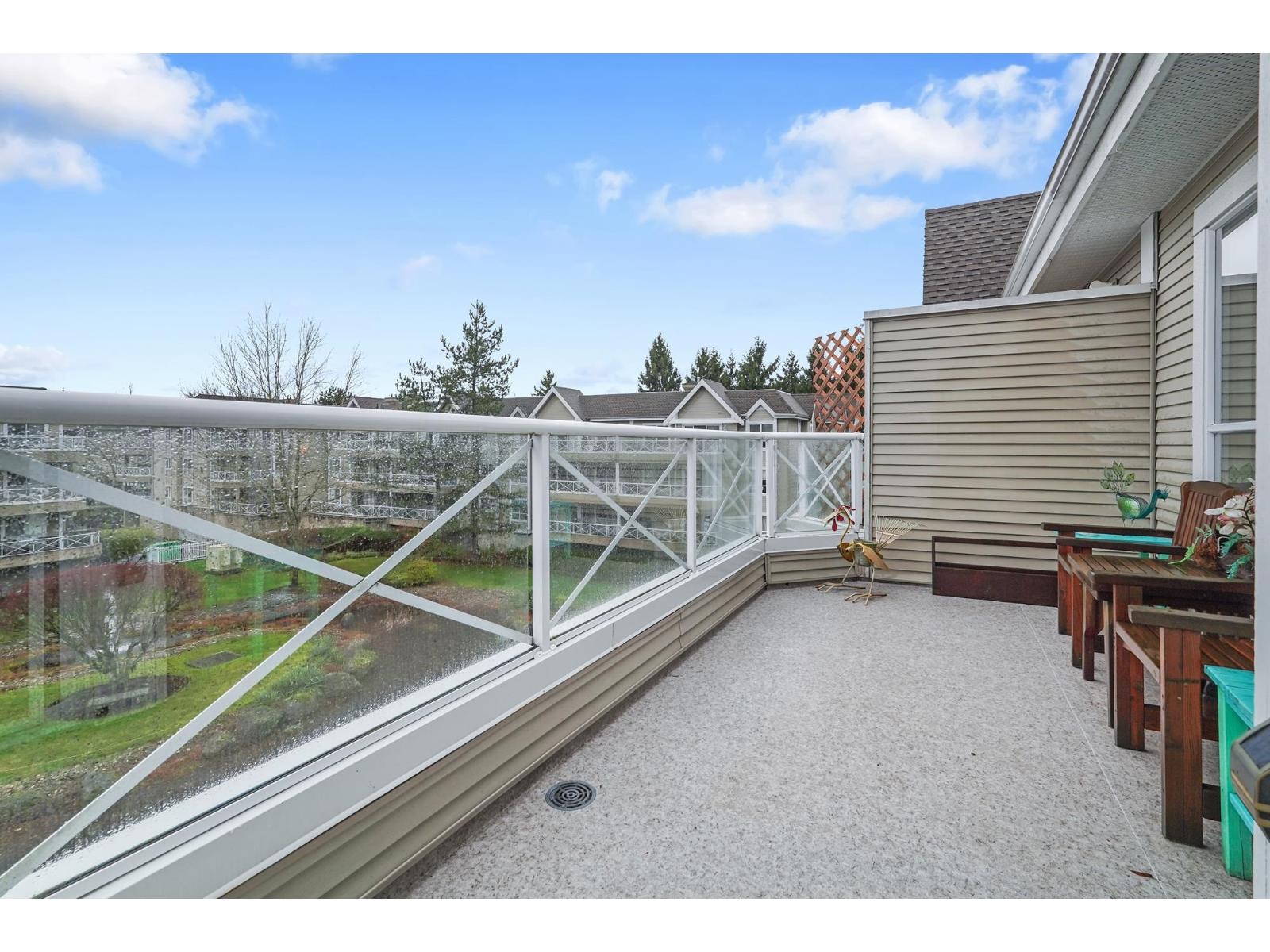 306 20217 MICHAUD CRESCENT, Langley