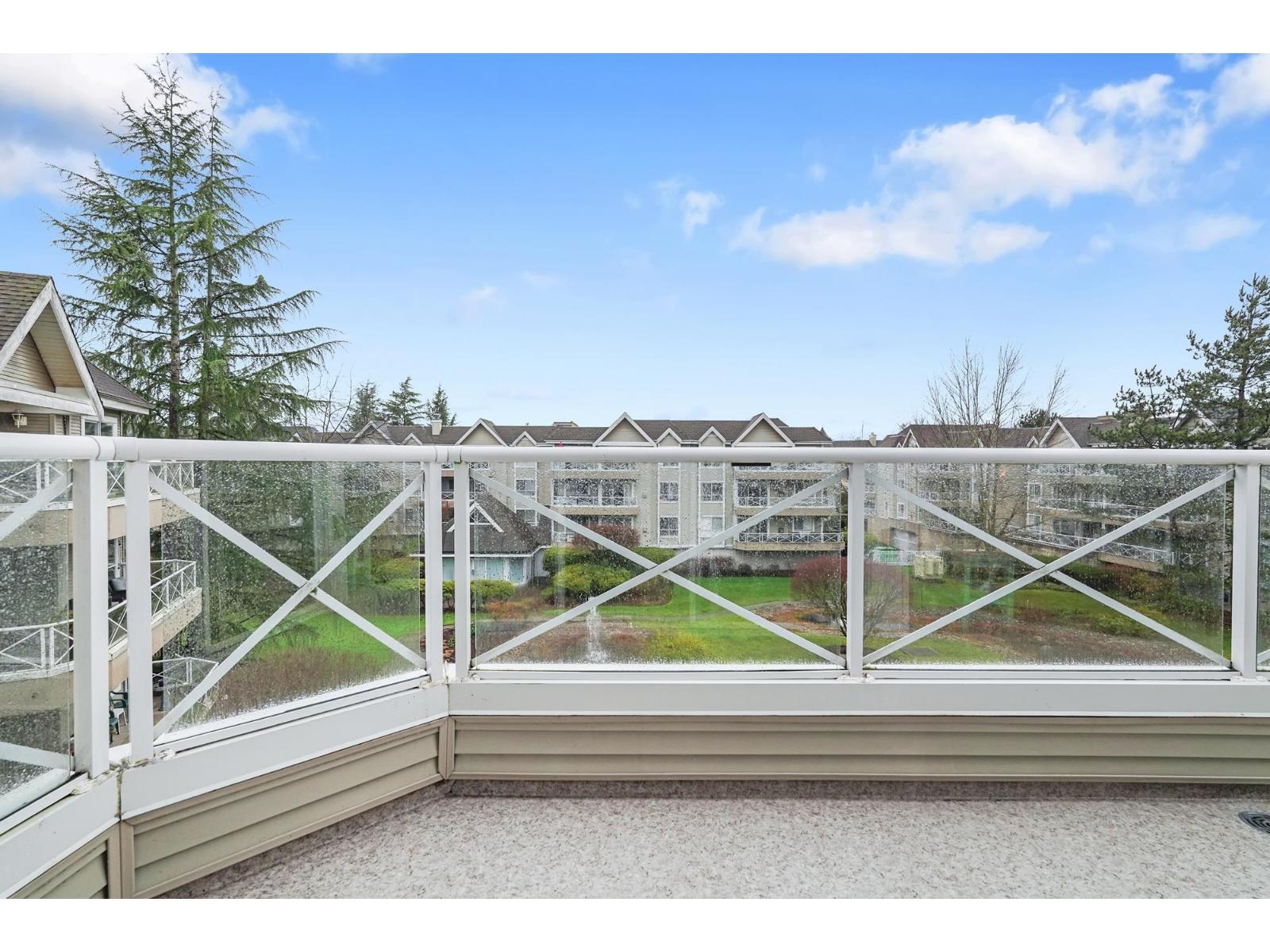 306 20217 MICHAUD CRESCENT, Langley