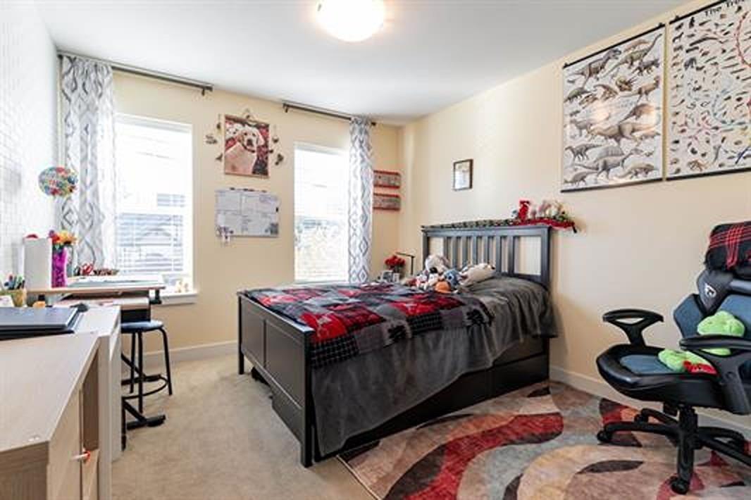 336 172 STREET, Surrey