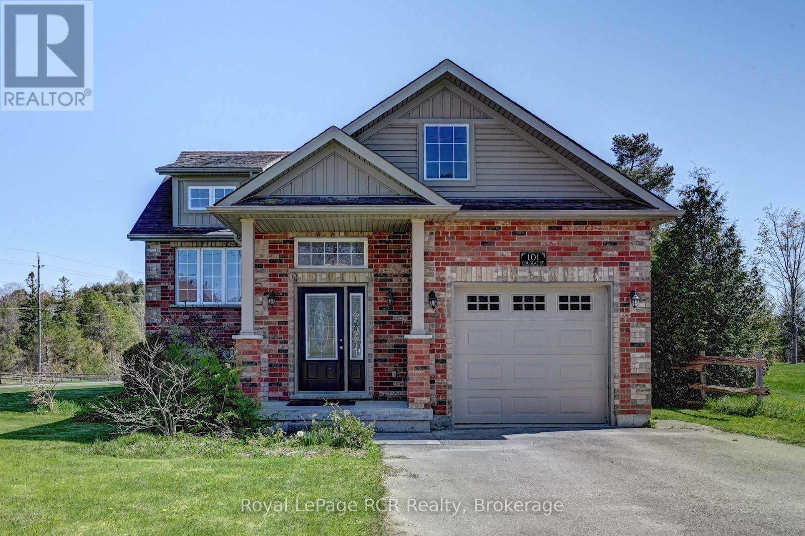 101 DOUGLAS STREET - Photo 2 of 49, West Grey, Ontario