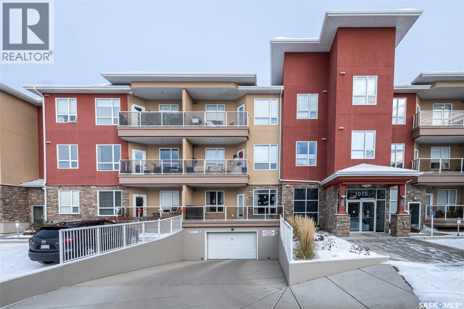 Single Family House Low rise for Sale in   Moss AVENUE Saskatoon 