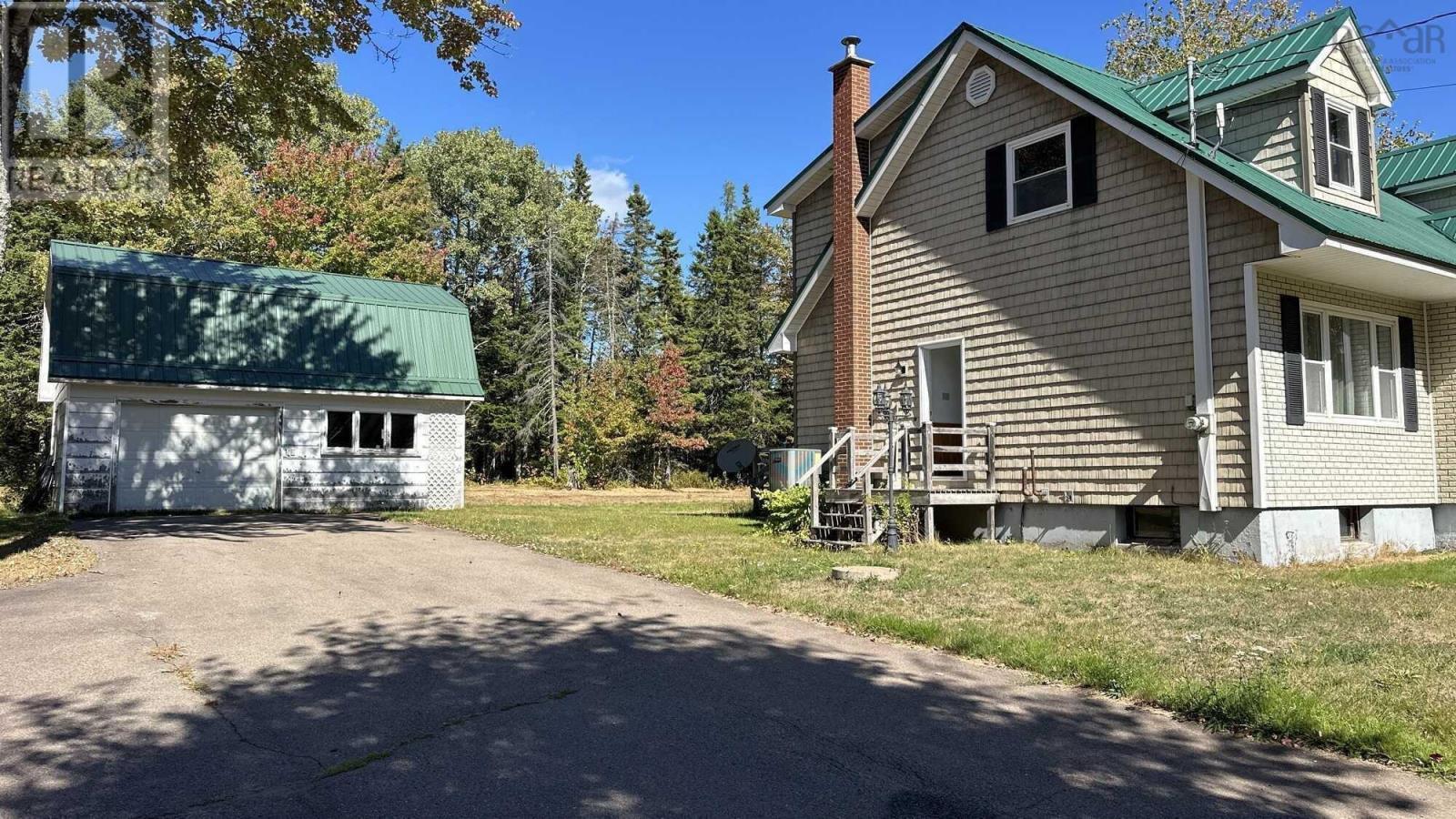 Property 20 of 21 of 713 Greenville Road