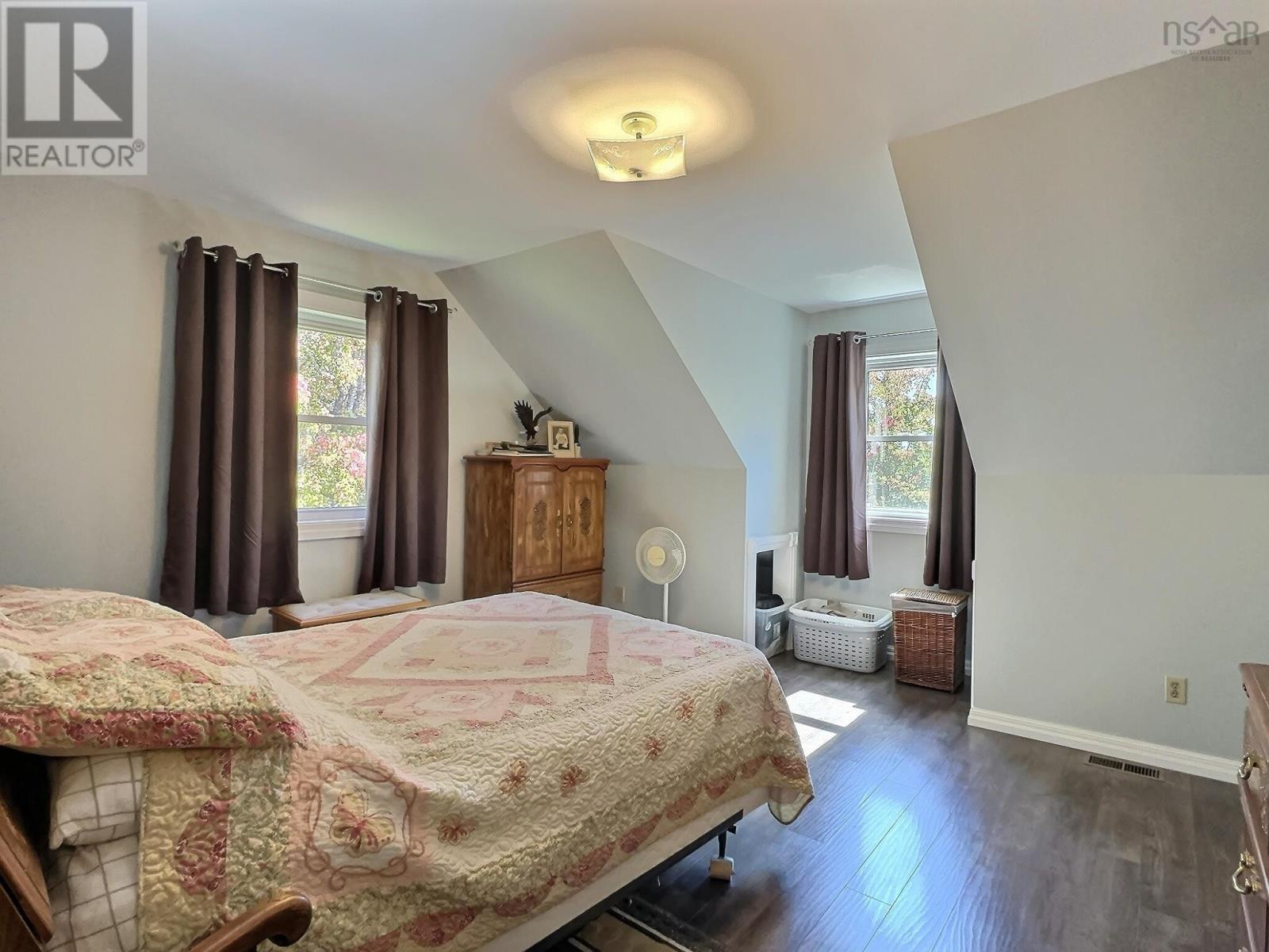 Property 14 of 21 of 713 Greenville Road