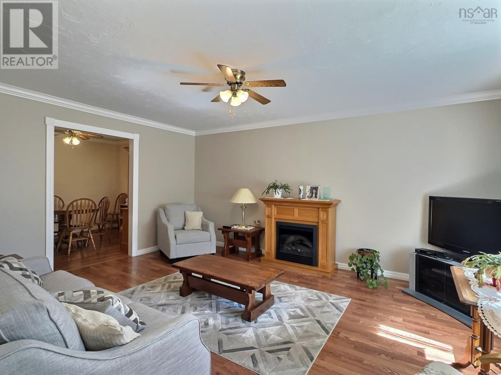 Property 9 of 21 of 713 Greenville Road